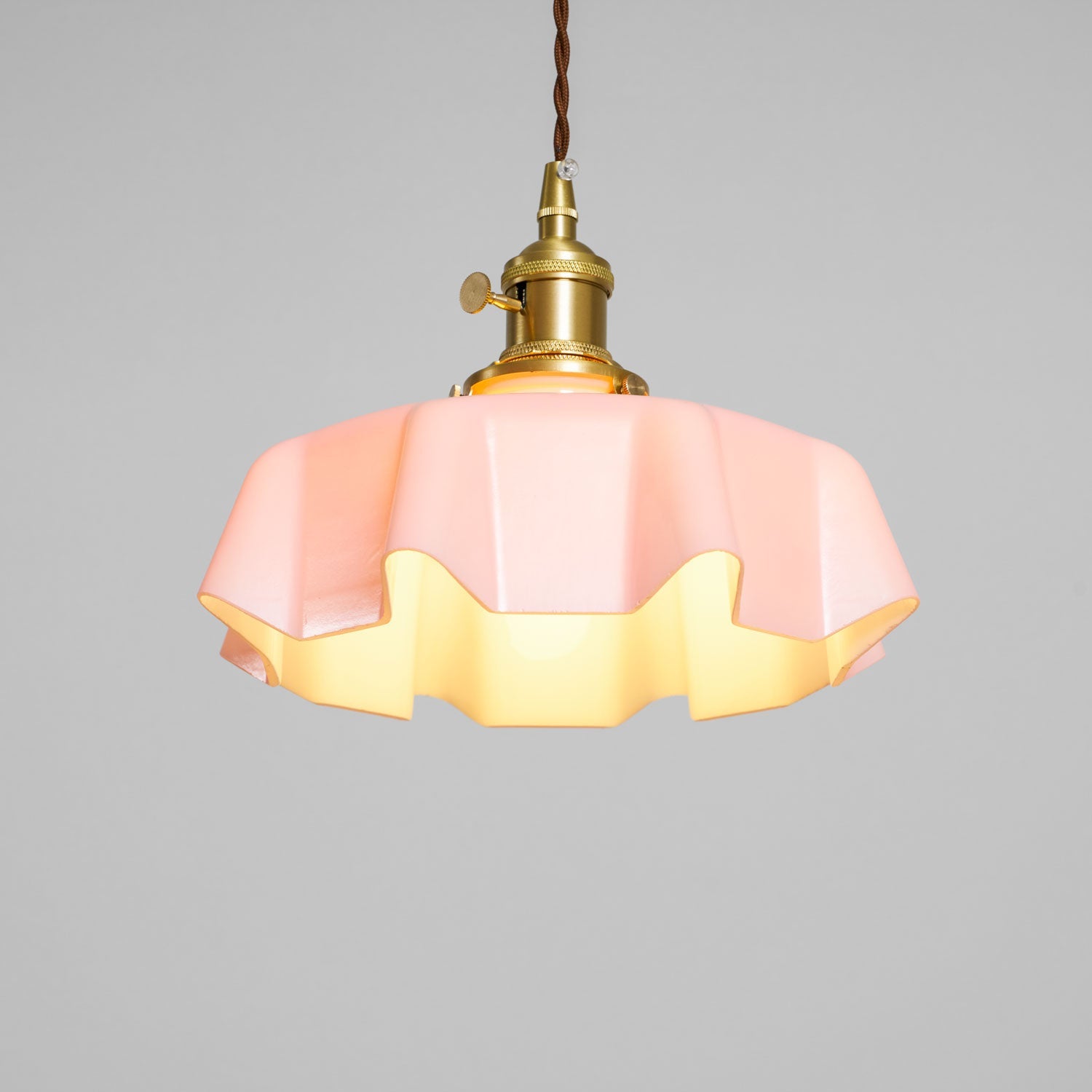 Geplooide Glazen Hanglamp met Messing Armatuur — Vintage Franse Stijl in Wit, Beige, Roze of Blauw — Verstelbare Kabel 150 cm | Sansoti
