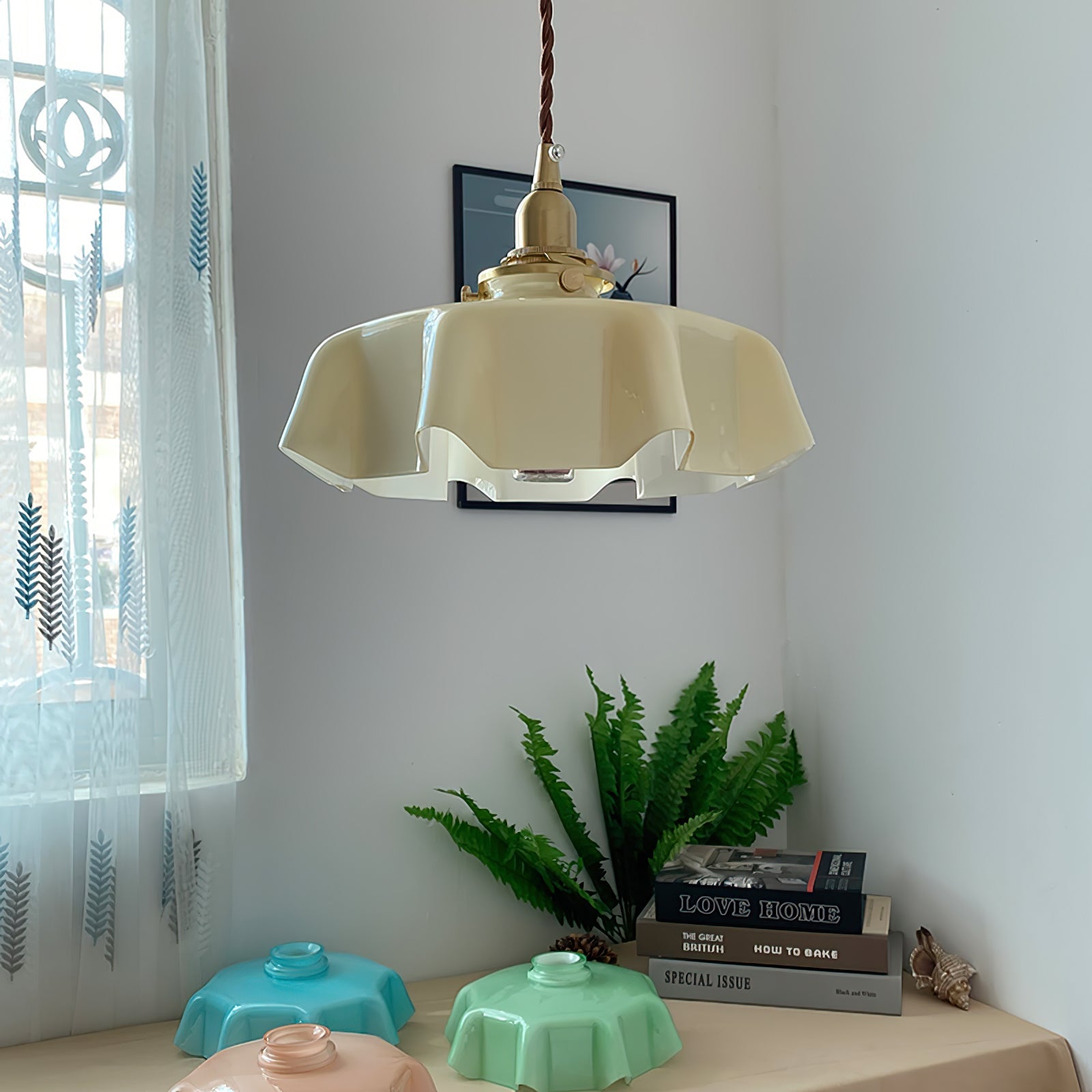 Geplooide Glazen Hanglamp met Messing Armatuur — Vintage Franse Stijl in Wit, Beige, Roze of Blauw — Verstelbare Kabel 150 cm | Sansoti