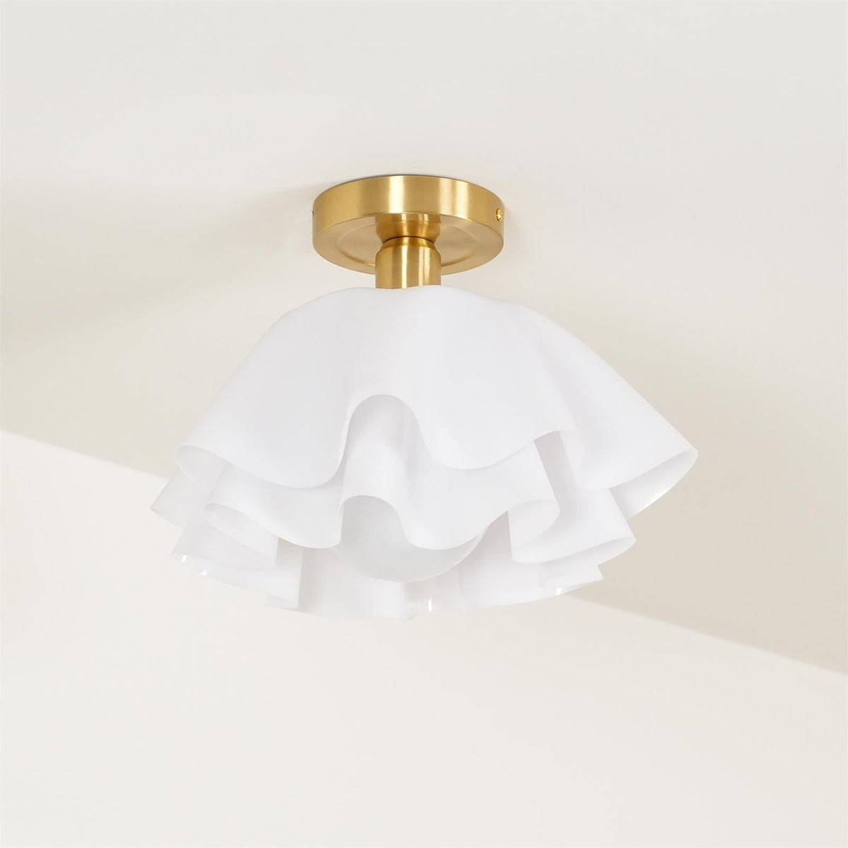 Ceiling Light, Flower-Shaped Modern Pleated Design, Metal and Acrylic, Living Room and Dining Room Lighting, E26 E27 Socket | Sansoti