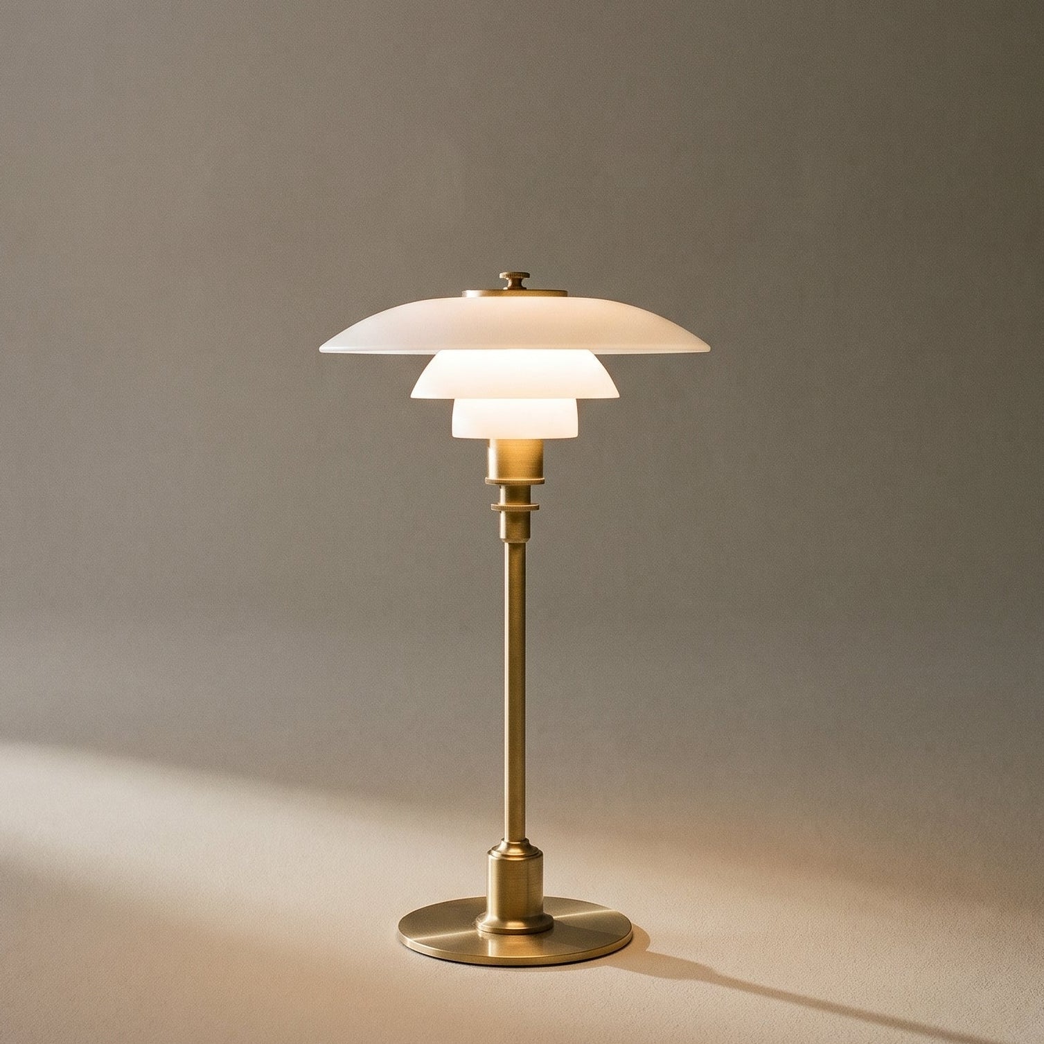 Tafellamp met Drie Glazen Kappen Dimbaar E27 LED Verlichting Leeslamp Nachtkastje Slaapkamer Scandinavisch | Sansoti