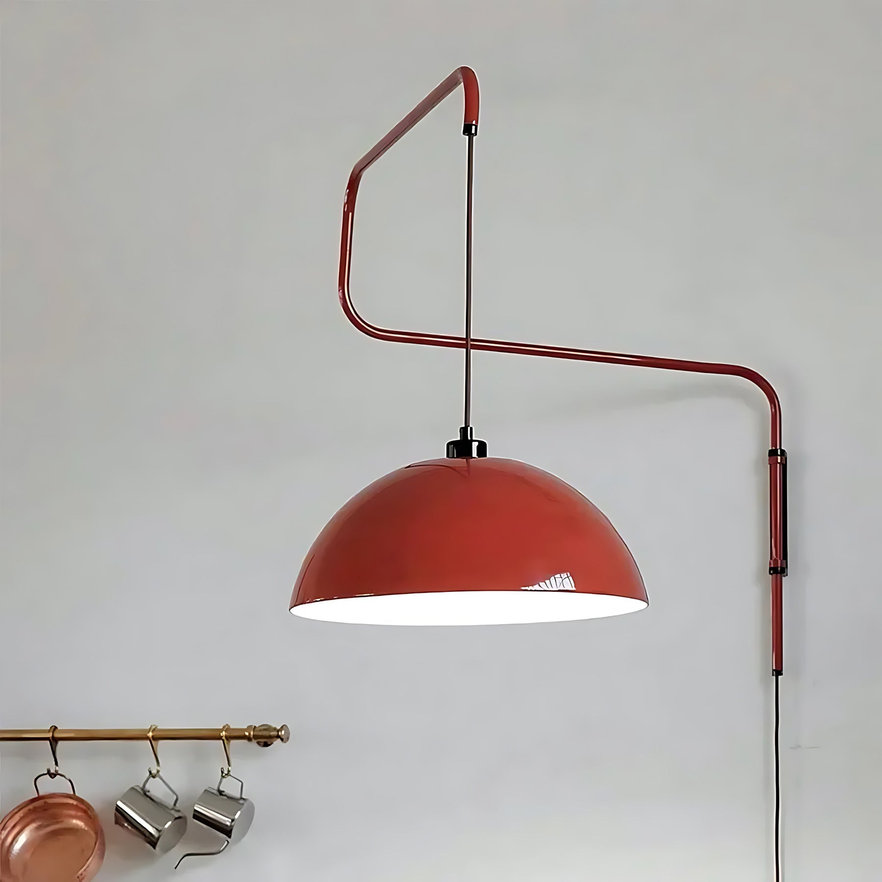 Geometrische Wandlamp Plug-In met Dimfunctie – Rood & Zwart Metalen Design – 3 Maten S/M/L | Sansoti