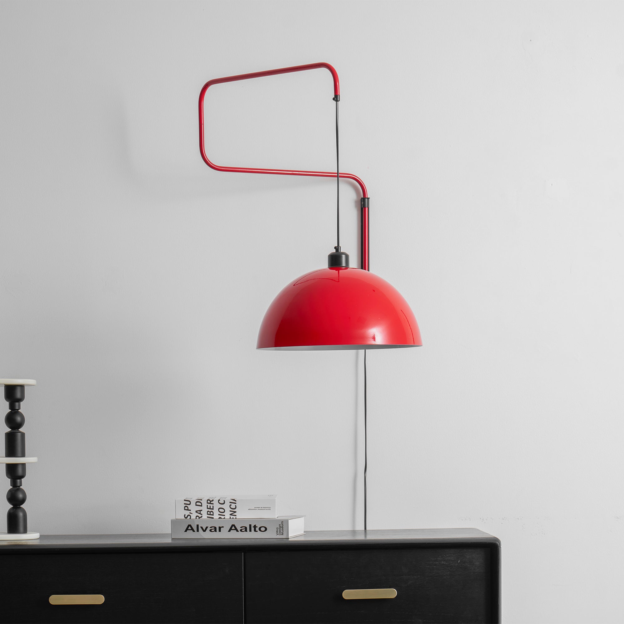 Geometrische Wandlamp Plug-In met Dimfunctie – Rood & Zwart Metalen Design – 3 Maten S/M/L | Sansoti