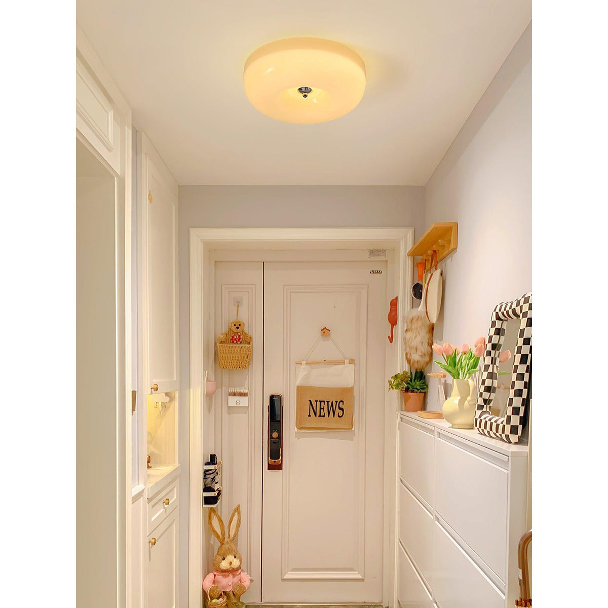 Plafonnier en verre avec éclairage LED intégré pour un intérieur moderne de salon, de chambre et d’entrée | Sansoti