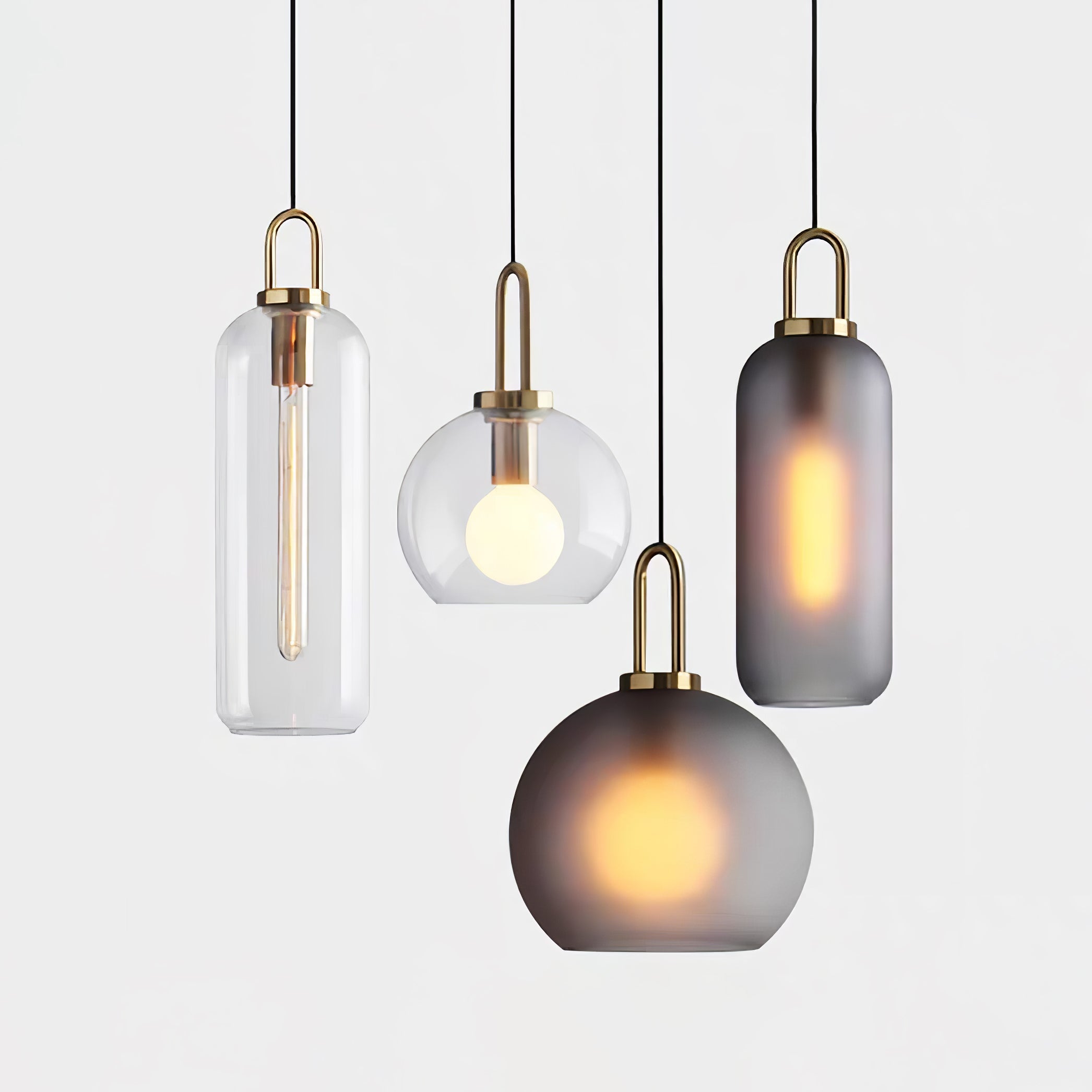Glazen Hanglamp met Koperen Afwerking – Capsule & Sphere Vormen | Sansoti