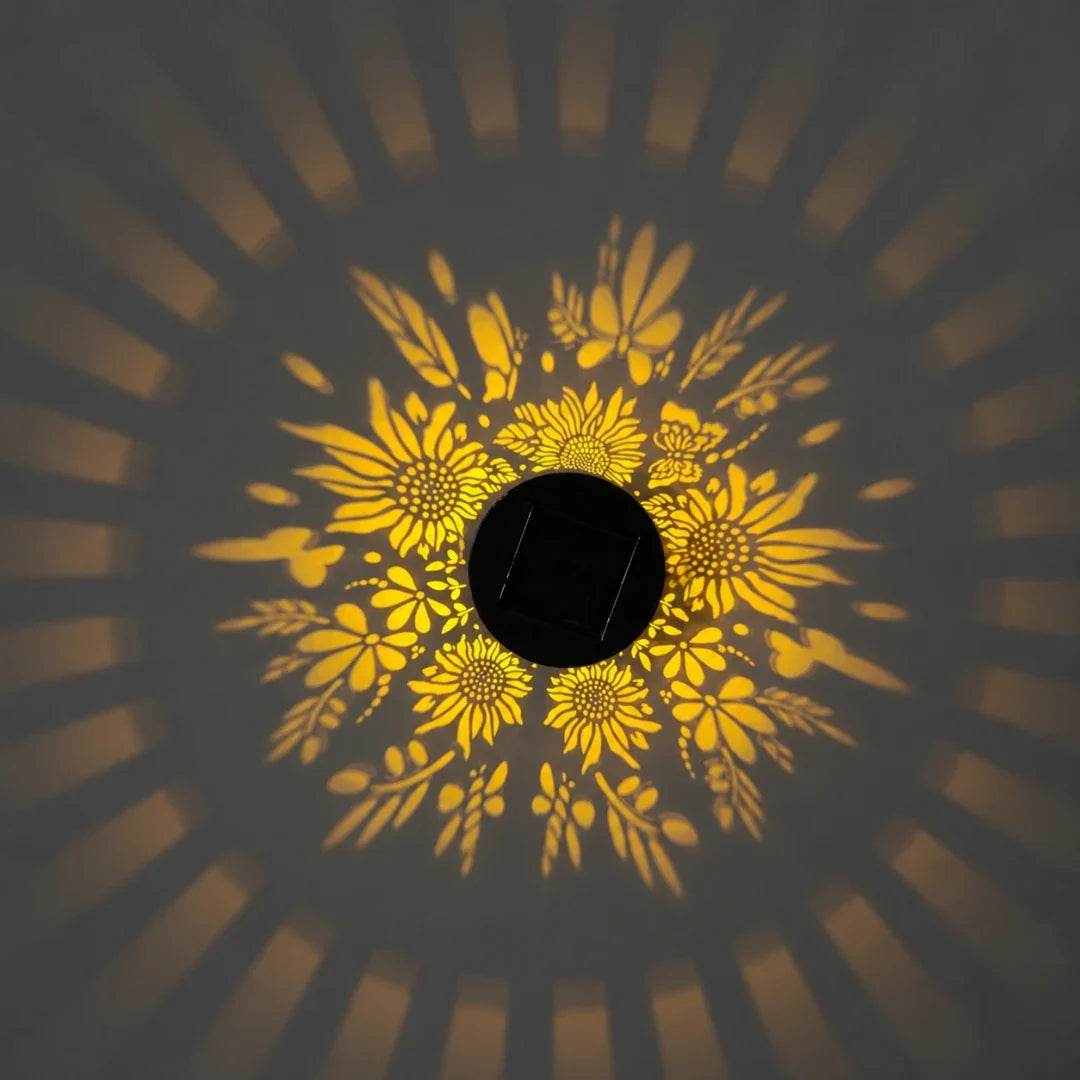 Decorative Outdoor Wall Light with Pattern Projection, Solar-Powered, Waterproof IP65, Iron, for Garden and Patio | Sansoti