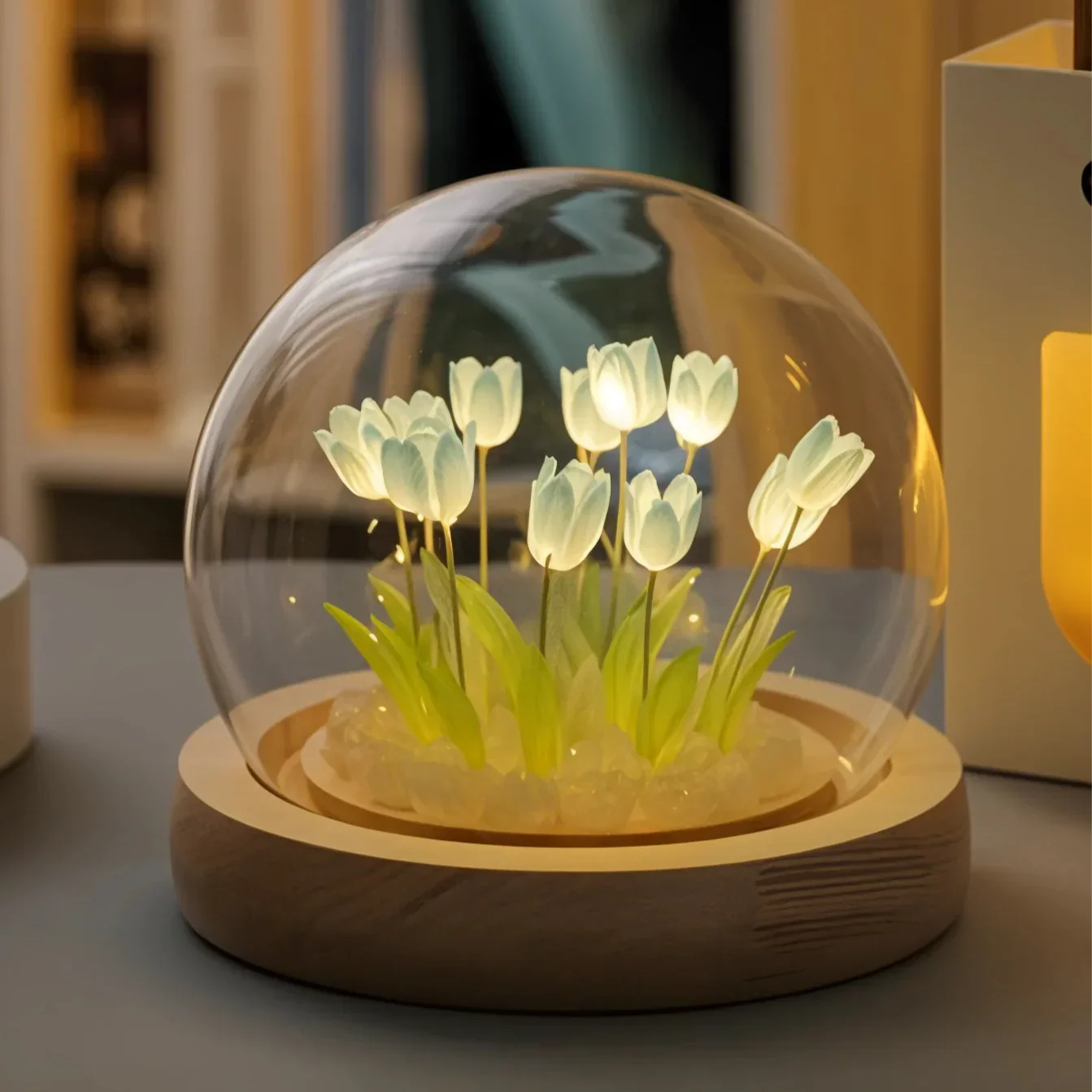 LED Tafellamp met Tulpen onder Glazen Stolp – Dimbaar Warm Wit Nachtlampje voor Slaapkamer en Woonkamer | Sansoti