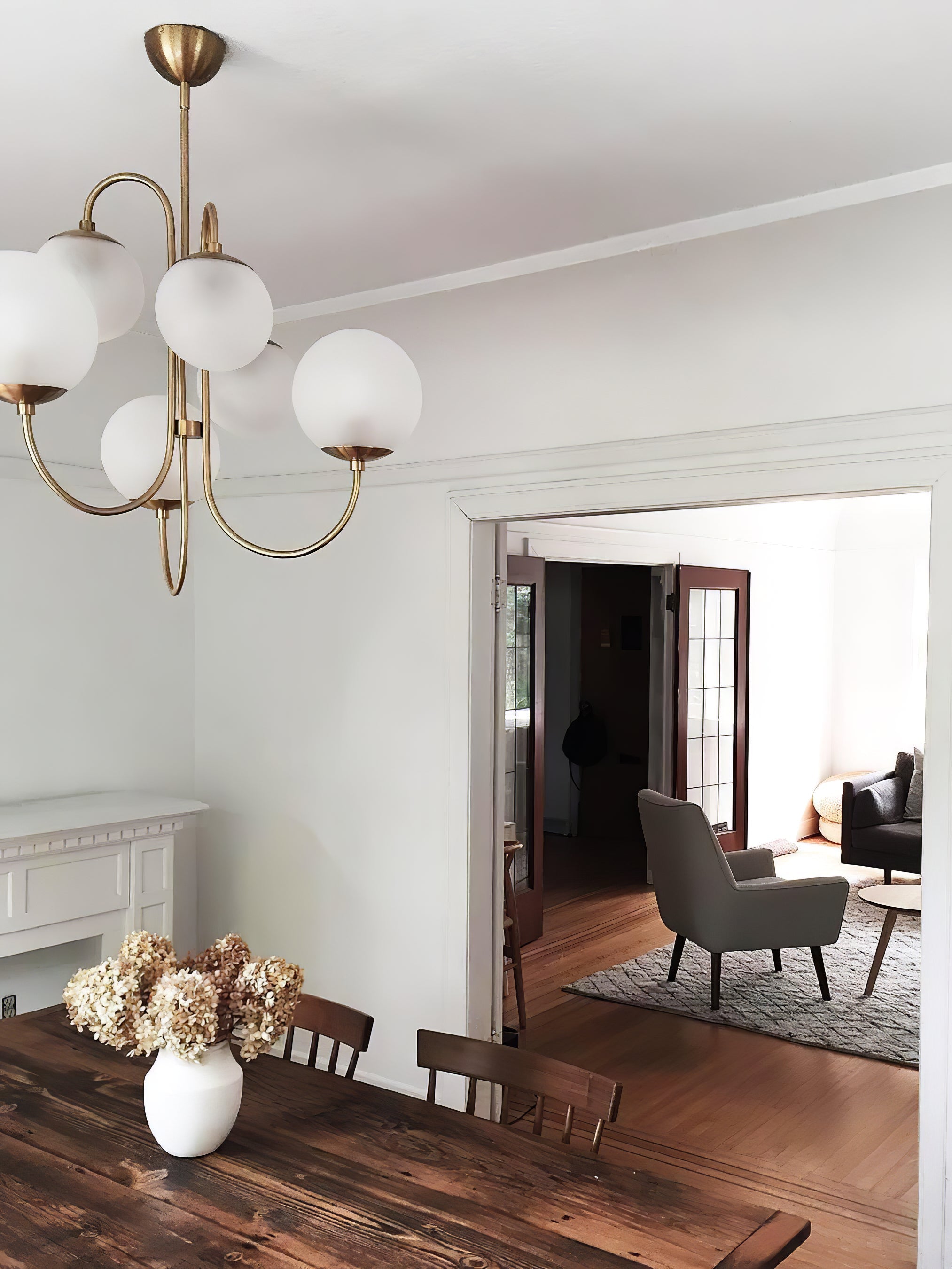 Zwanenhals Kroonluchter Ø76 cm – 8-Lichts Hanglamp met Glazen Bollen Goud/Zwart | Sansoti