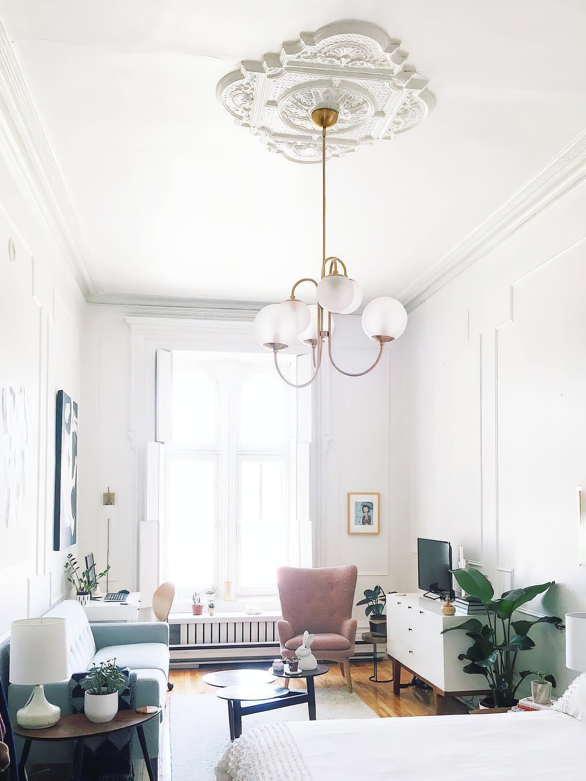 Zwanenhals Kroonluchter Ø76 cm – 8-Lichts Hanglamp met Glazen Bollen Goud/Zwart | Sansoti
