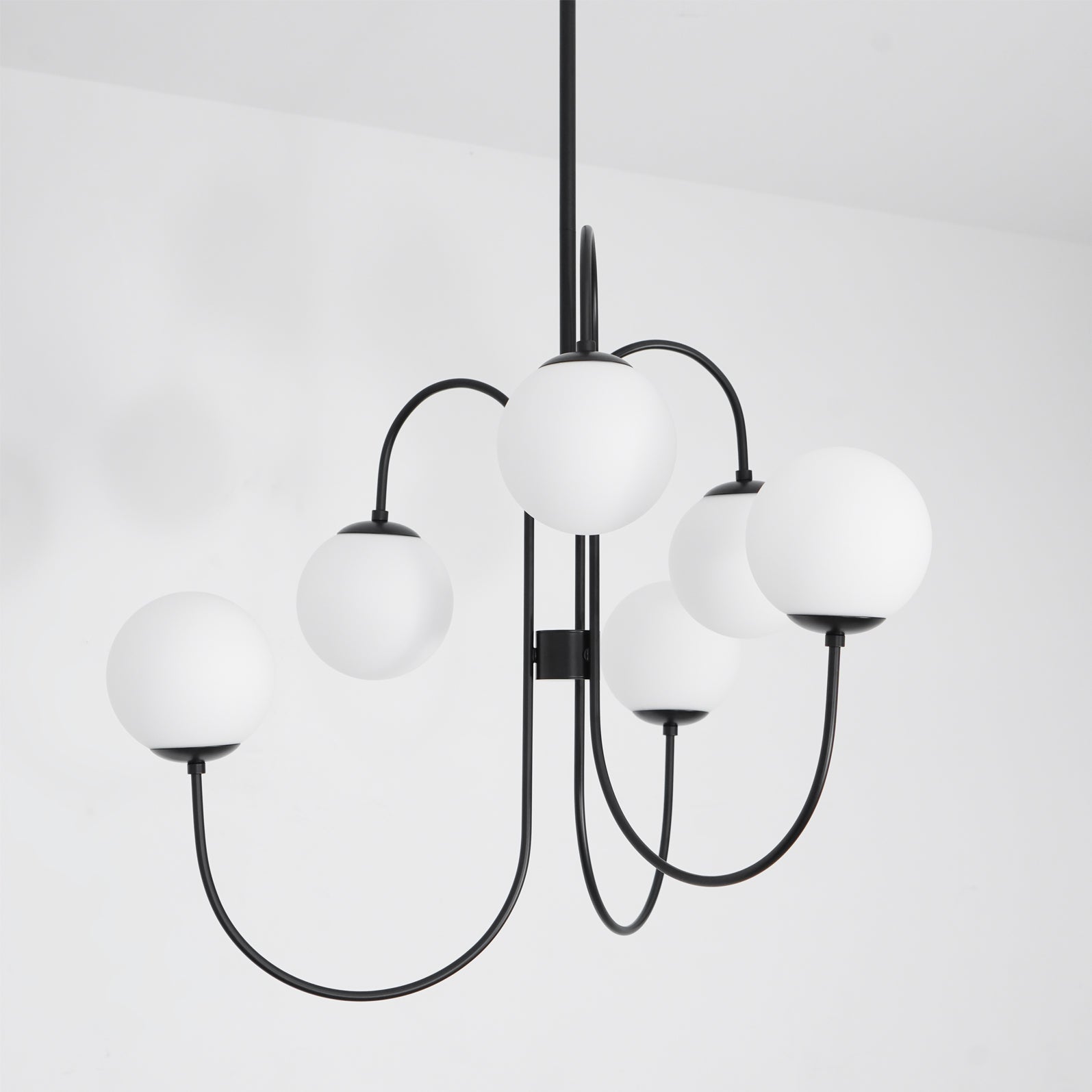 Zwanenhals Kroonluchter Ø76 cm – 8-Lichts Hanglamp met Glazen Bollen Goud/Zwart | Sansoti
