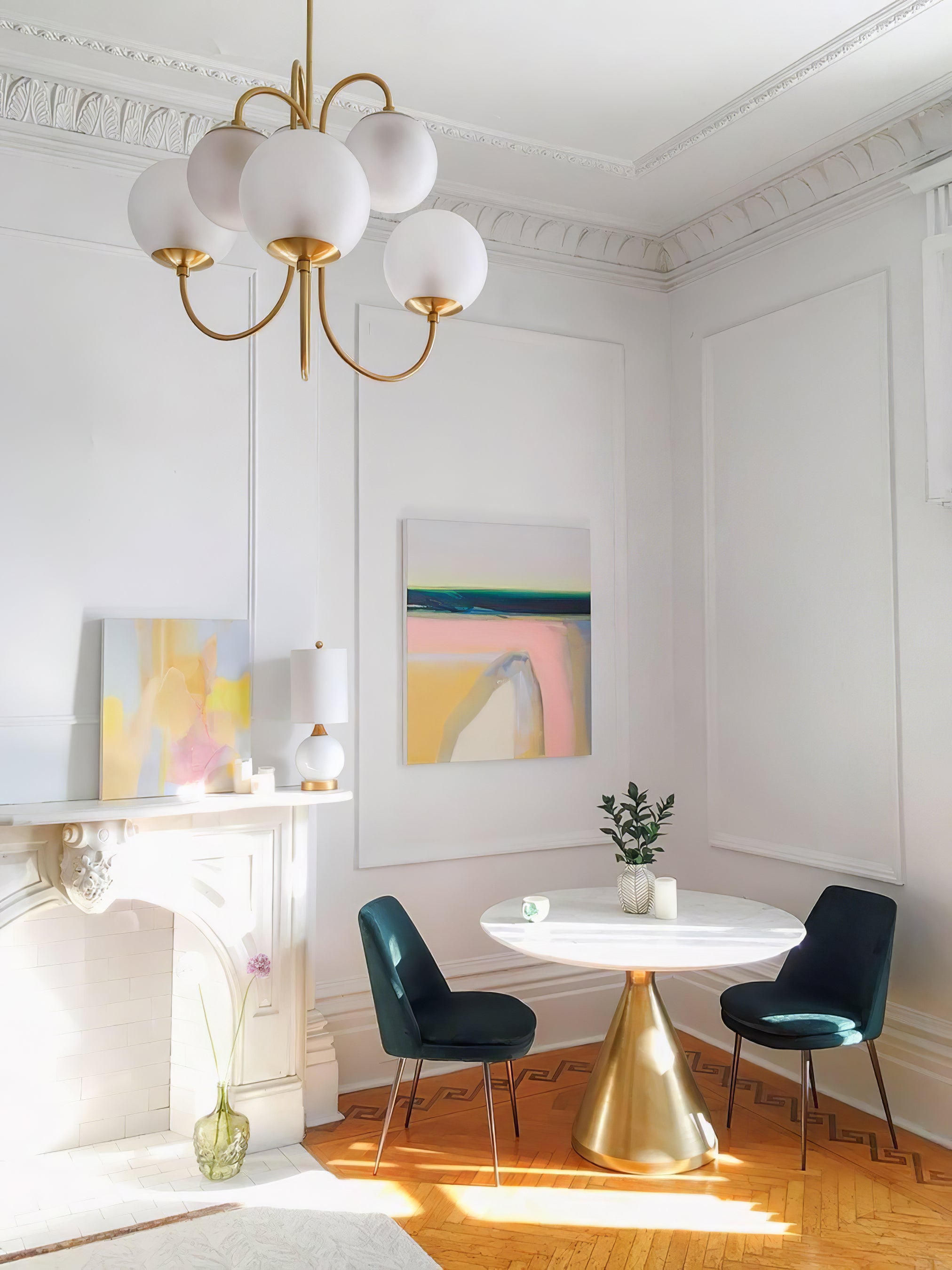 Zwanenhals Kroonluchter Ø76 cm – 8-Lichts Hanglamp met Glazen Bollen Goud/Zwart | Sansoti