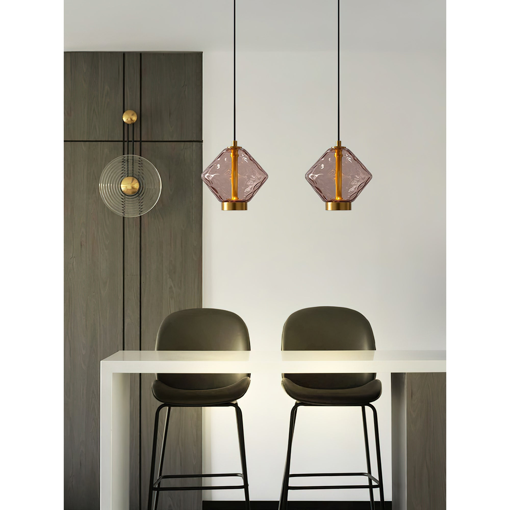 Hanglamp met Gekleurde Glazen Bol – Modern Design voor Eetkamer en Keuken | Sansoti