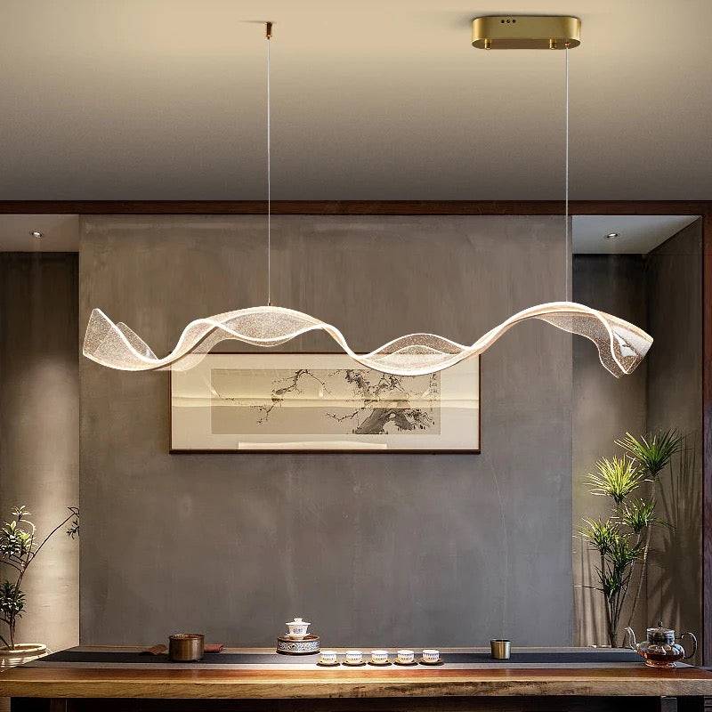 Suspension LED sculpturale avec structure acrylique artisanale et éclairage dimmable | Restfield
