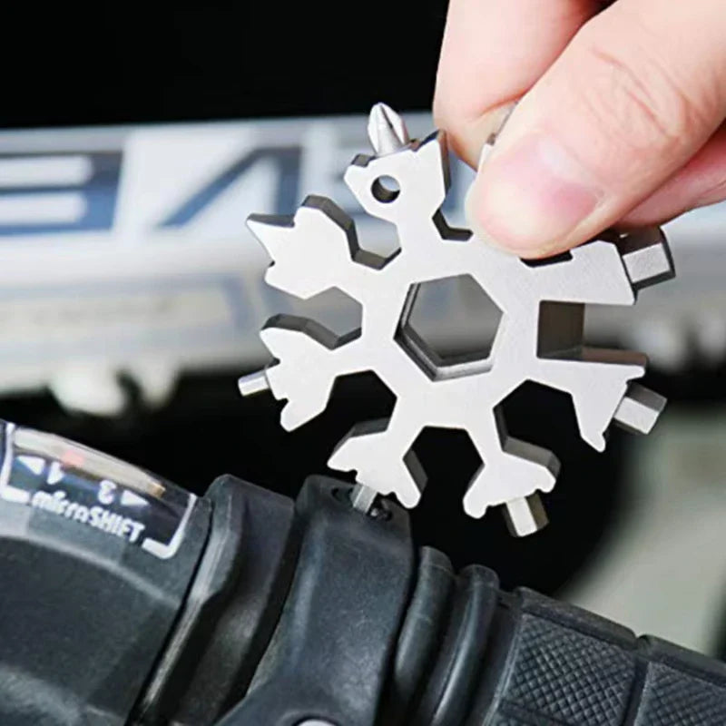 18-in-1 Sneeuwvlok Multitool in Compacte Sleutelhangerformaat met Moersleutels, Schroevendraaiers en Flesopener | Sansoti