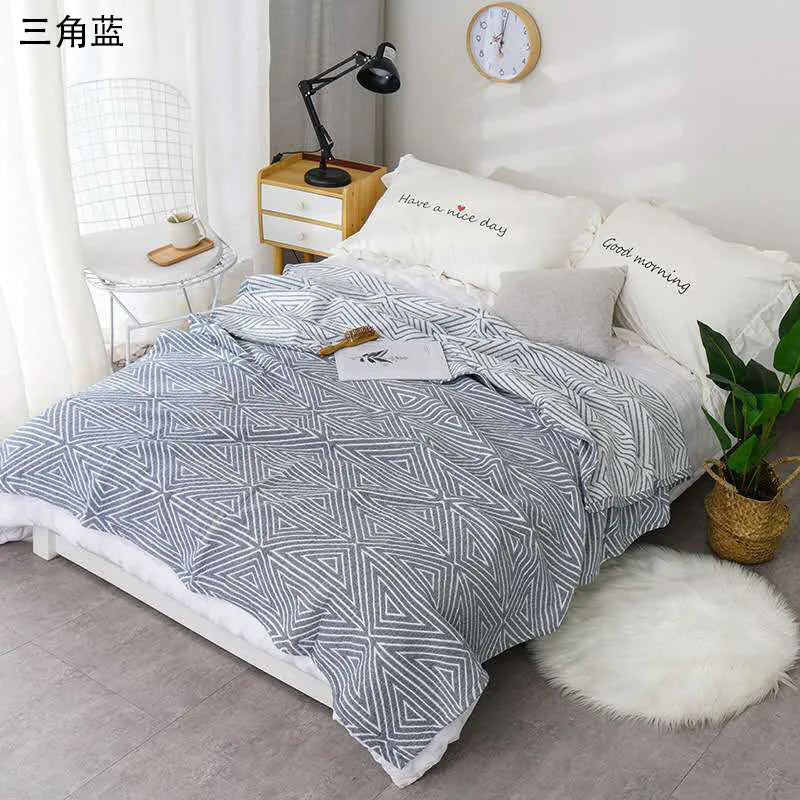 Cotton Throw with Check Pattern – Soft Blanket for Sofa and Bed – 150×200 or 200×230 cm – Versatile Home Decor | Sansoti