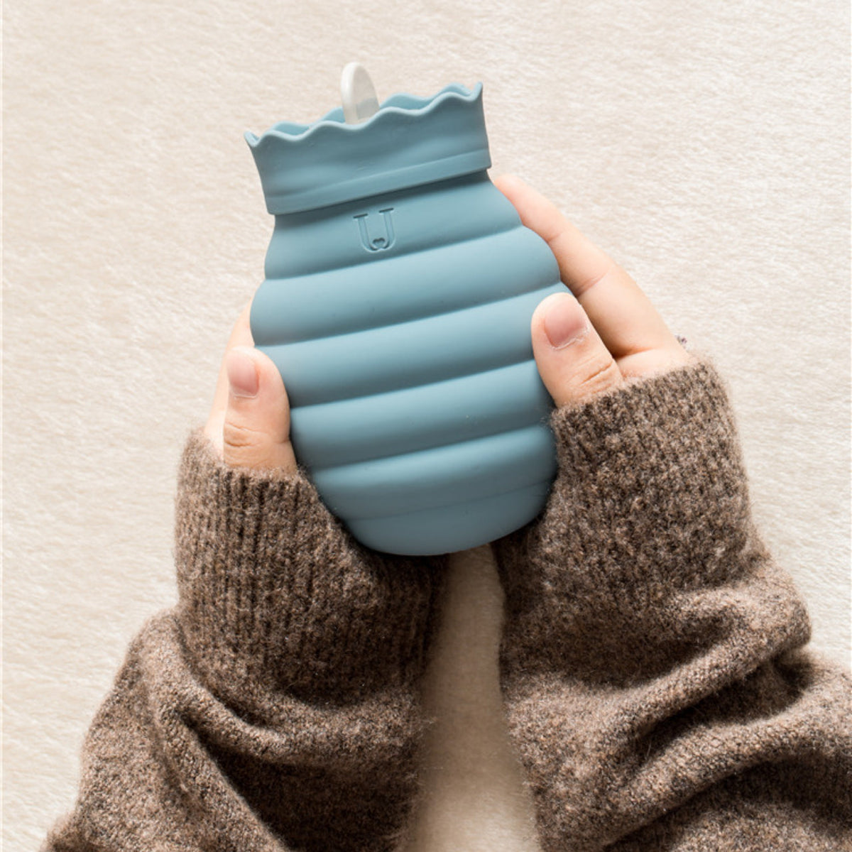 Microwave-Safe Silicone Hot Water Bottle 313ml 620ml with Knitted Cover for Abdominal Pain Relief and Warmth | Sansoti