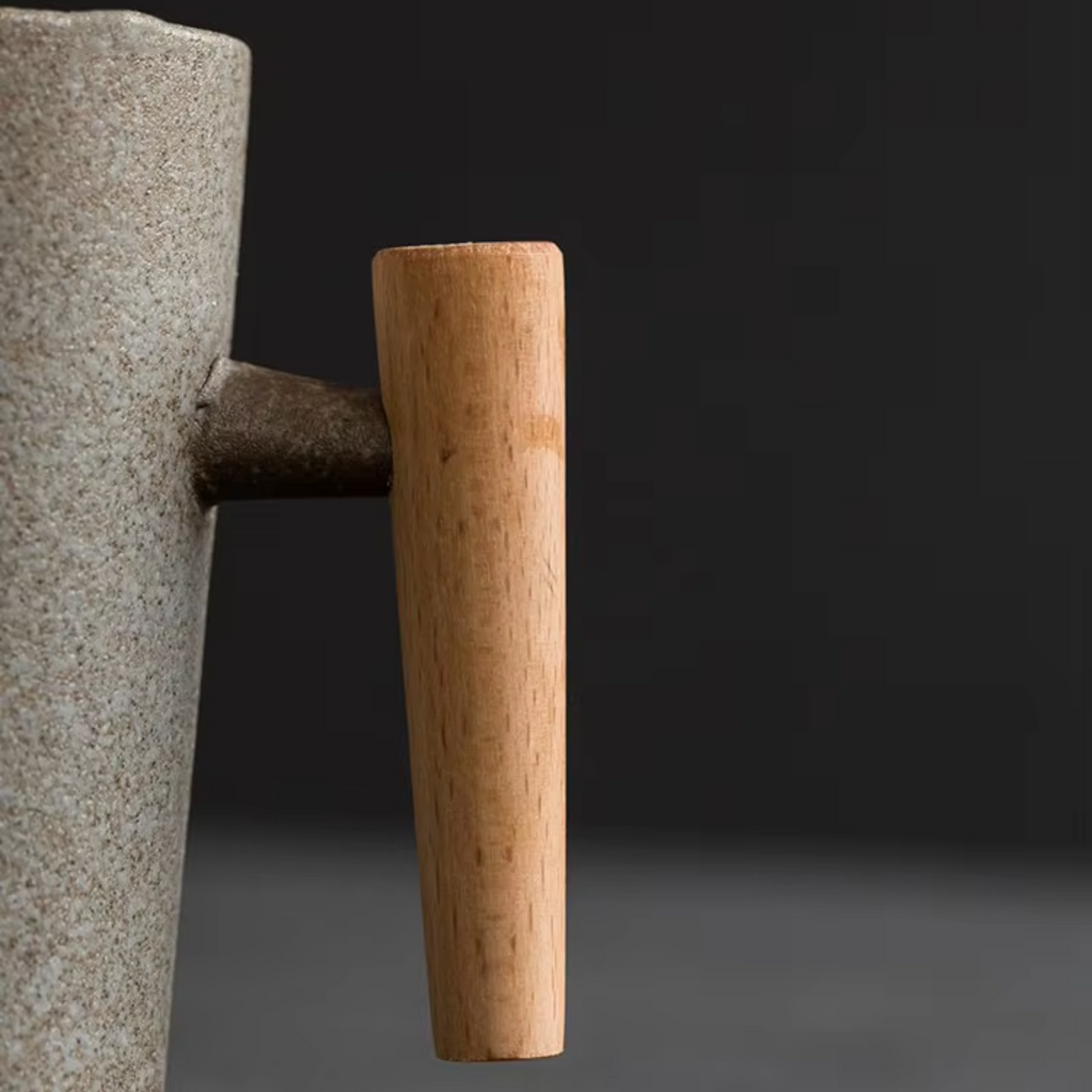Ceramic Mug 220ml Stone Texture Wooden Handle Coffee Tea Hot Beverage Moment Ergonomic Comfort Kitchen | Sansoti