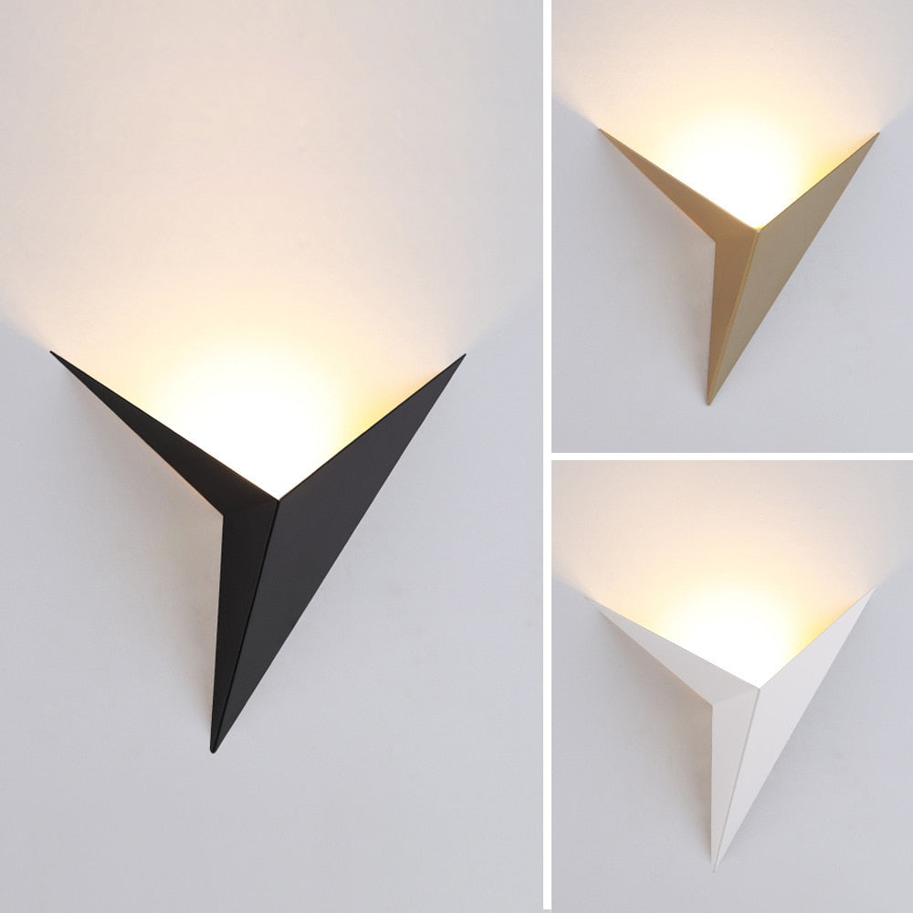 Geometrische Wandlamp Driehoek LED Dimbaar Nordic Design Zwart Wit Goud Verlichting Woonkamer Slaapkamer | Sansoti