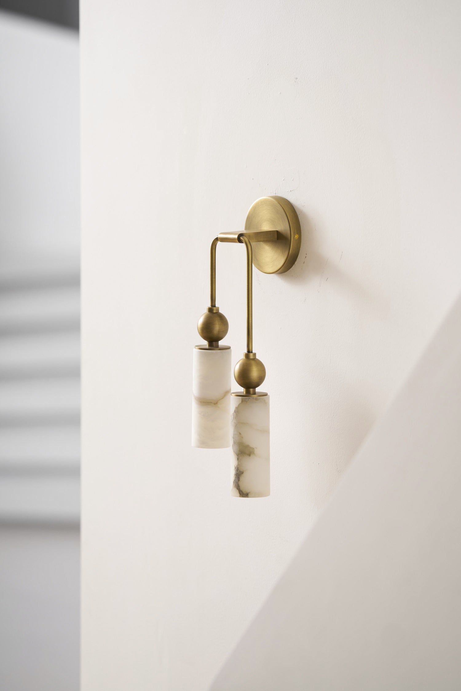 Vintage Wandleuchte mit Vogel aus Messing und Alabaster – Design-Wandlampe für Schlafzimmer, Flur und Wohnzimmer mit E14 Fassung | Restfield