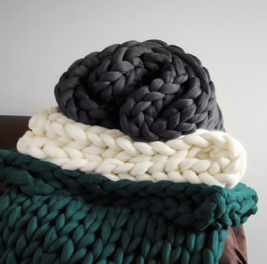 Knitted Throw with Chunky Pattern for Sofa and Bed Soft Woolen Blanket Cozy Knit Design Living Room Bedroom | Sansoti