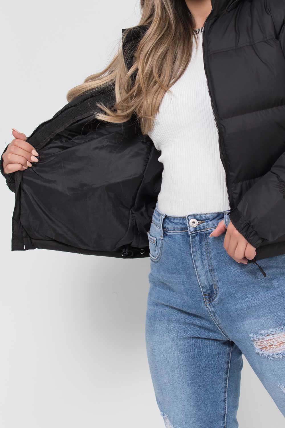 Quilted Women's Jacket with Hood and Zipper - Long Puffer Winter Jacket, Warm and Windproof for Women, Black | Sansoti