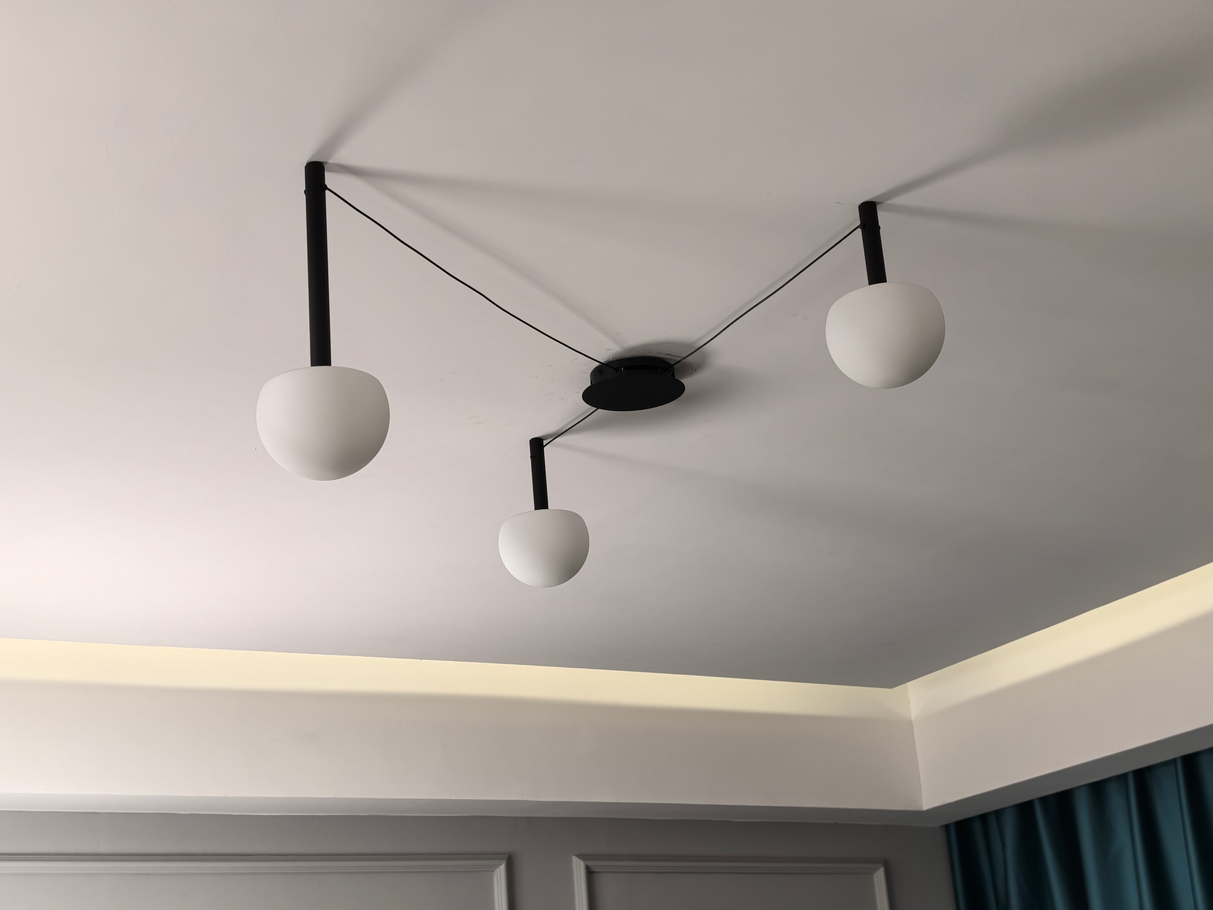 Deckenleuchte Glaskugeln Verstellbar Metall Weiß Wohnzimmer Schlafzimmer Modern | Restfield