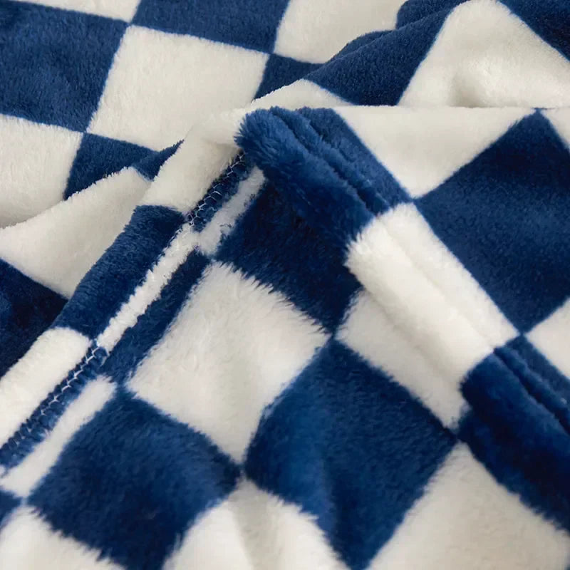 Karierte Decke aus weichem, warmem Polyester-Jacquard für Wohnbereich und Schlafzimmer, dekoratives modernes skandinavisches Design | Sansoti