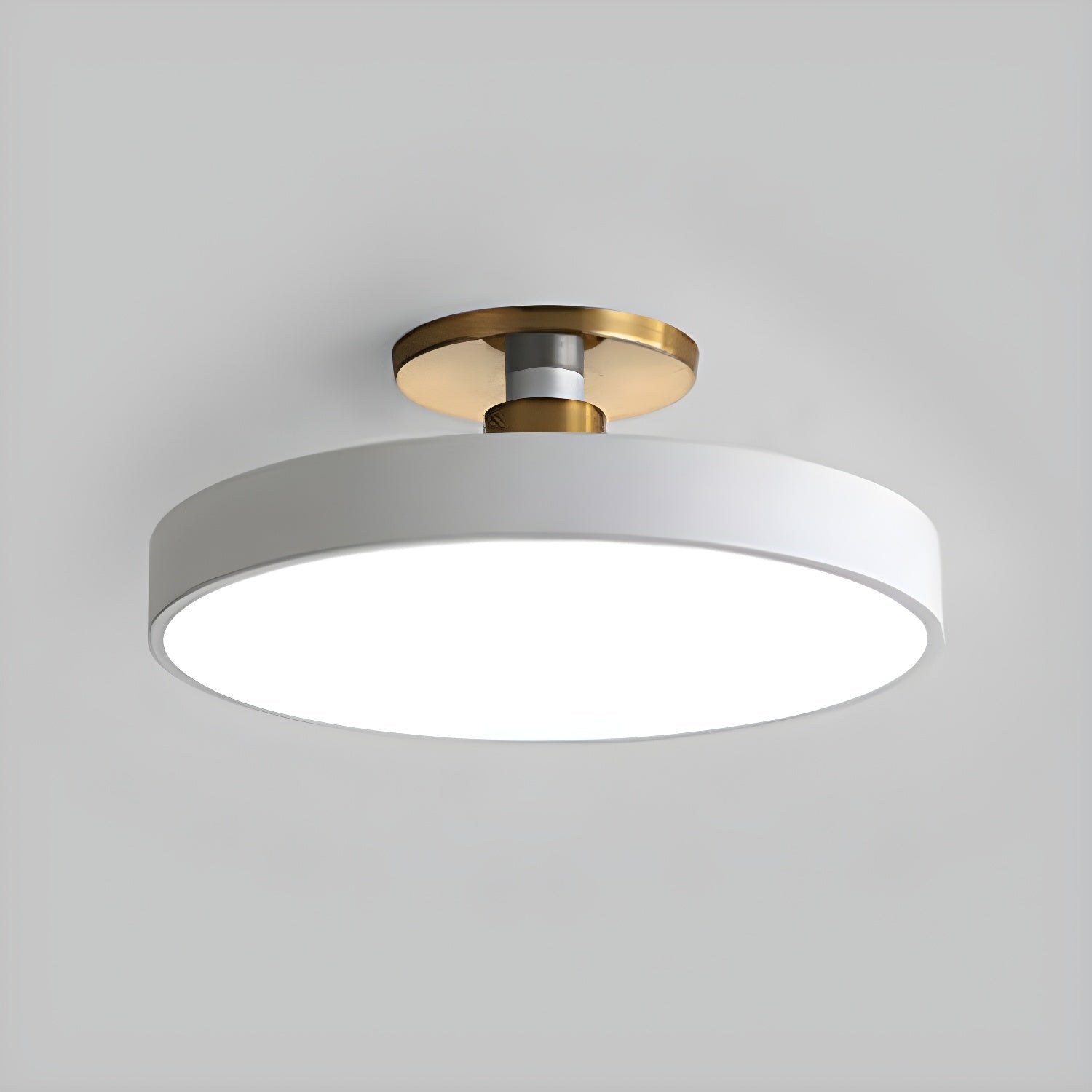 Isla Plafondlamp — Ronde Flush-Mount LED Plafonnière met Zwart Metalen Armatuur en Witte Diffuser | Ideaal voor Eetkamers, Kantoren en Moderne Interieurs | Verkrijgbaar in Zes Kleuren | Sansoti