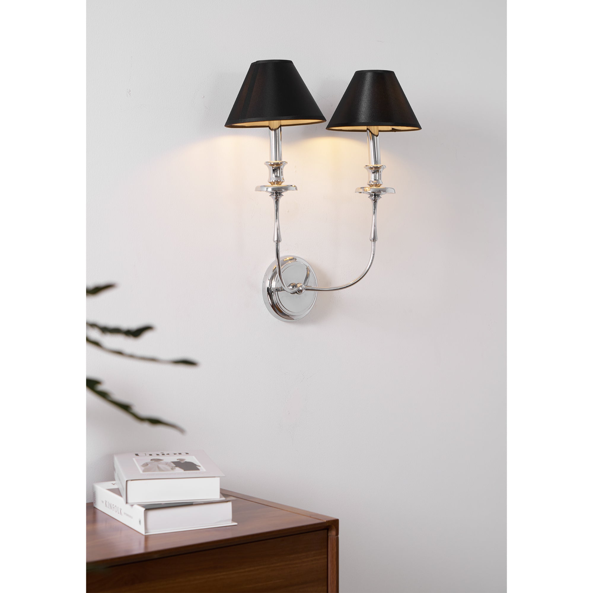 Applique Murale Moderne avec Abat-jour en Tissu Noir en Laiton, Nickel ou Noir – 1 ou 2 Points Lumineux Design | Restfield