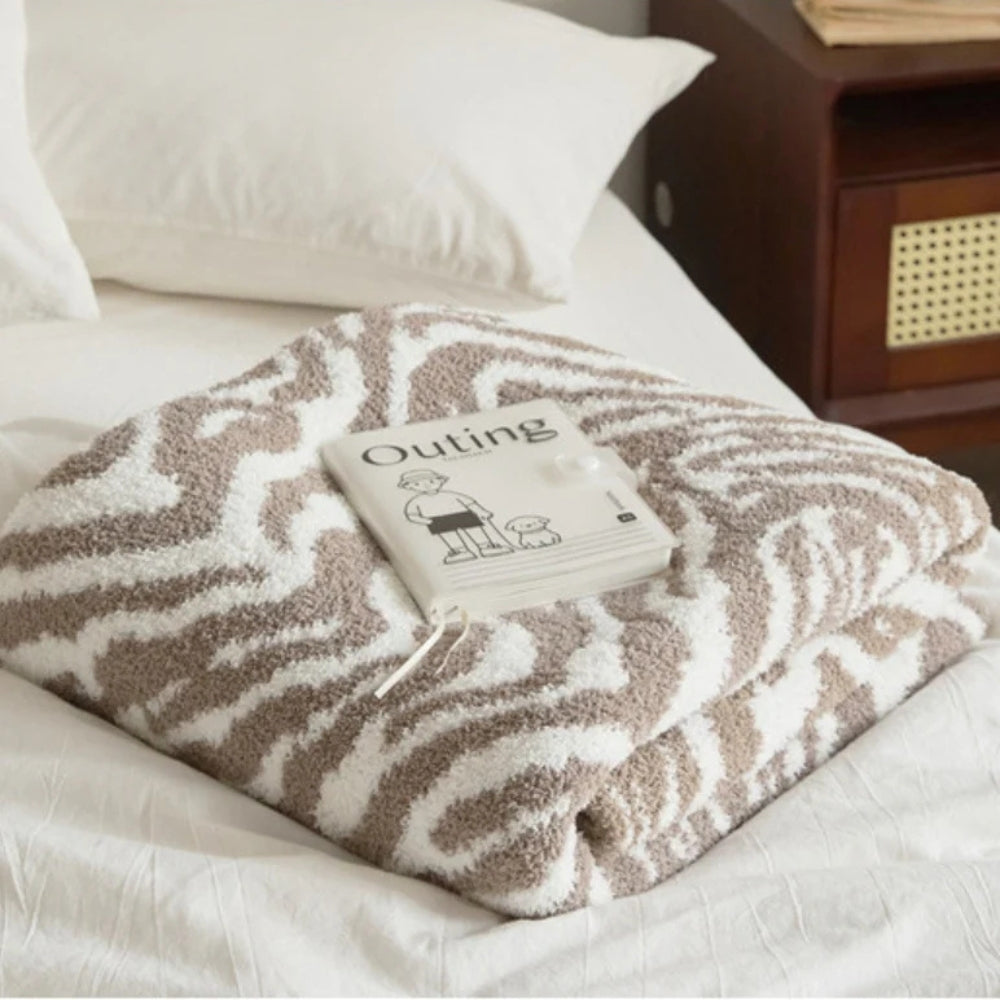 Knitted Throw with Zebra Pattern 120x150 cm Microfiber Black-White Living Room Sofa Blanket Atmospheric Sofa Throw | Sansoti