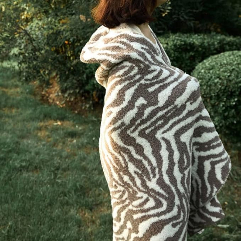 Knitted Throw with Zebra Pattern 120x150 cm Microfiber Black-White Living Room Sofa Blanket Atmospheric Sofa Throw | Sansoti