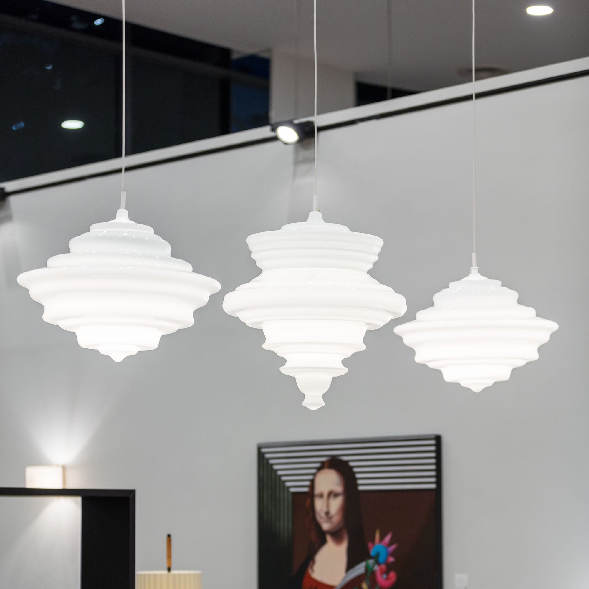 Hanglamp Geïnspireerd op Metropolitan Opera met Vloeiende Silhouet – Handgemaakt Glas in Transparant, Opaal of Amber – Verstelbare Draad 150 cm | Sansoti