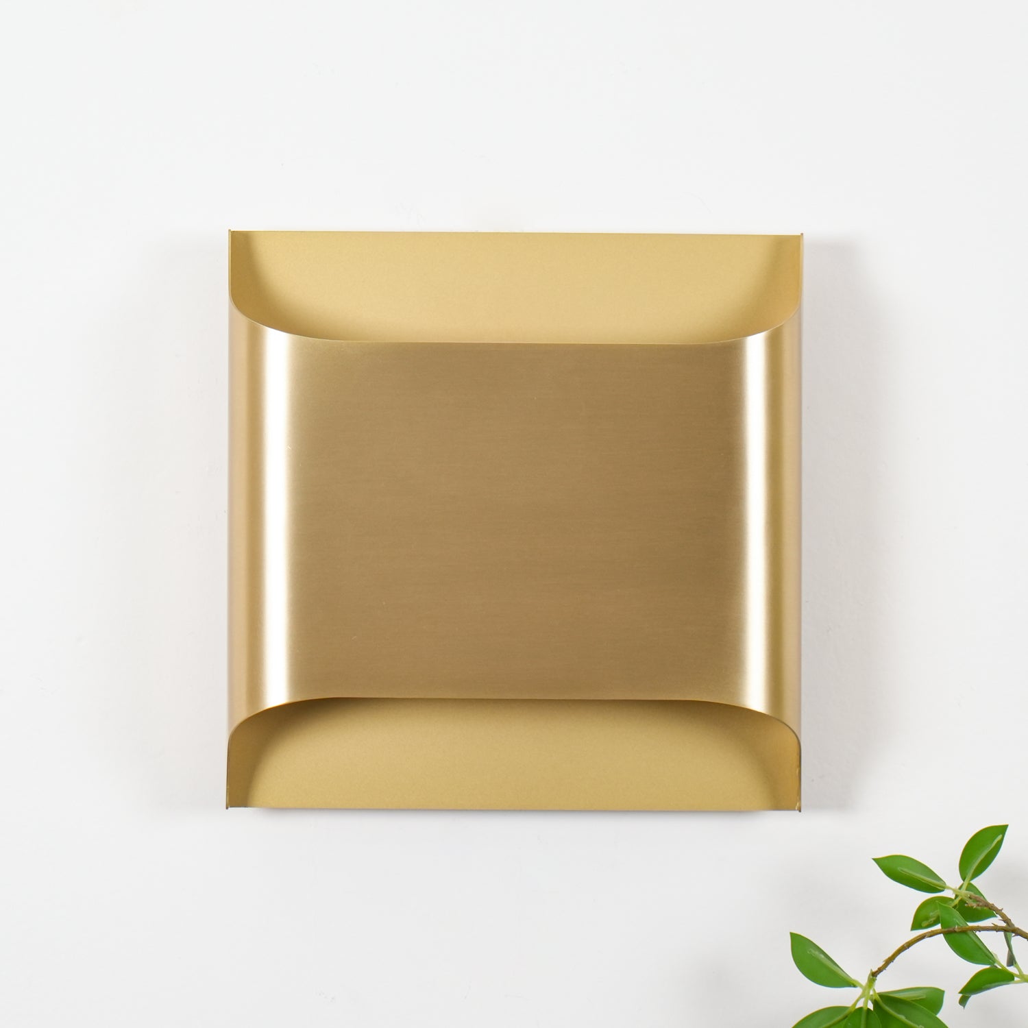 Messing Wandlamp Bolvorm met E14/G9 Fitting – Handgemaakte Retro Wandverlichting met Olielak Afwerking | Sansoti