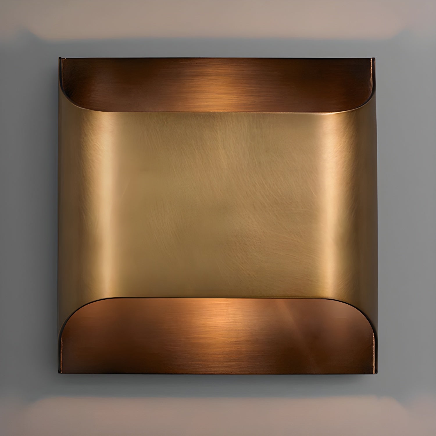 Messing Wandlamp Bolvorm met E14/G9 Fitting – Handgemaakte Retro Wandverlichting met Olielak Afwerking | Sansoti