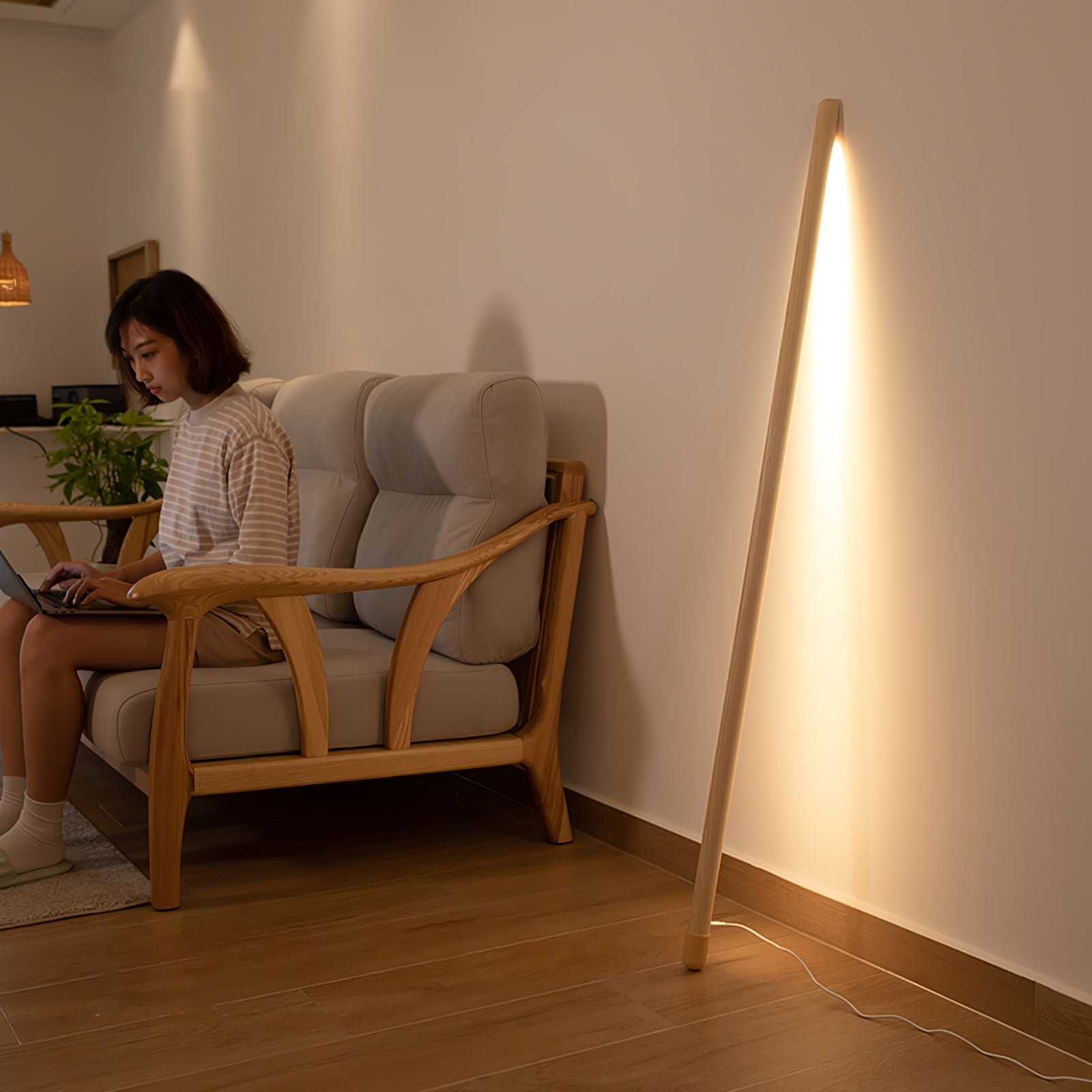 Scandinavische Vloerlamp Hout & Acryl met Geïntegreerde LED Staaflamp 135cm | Sansoti
