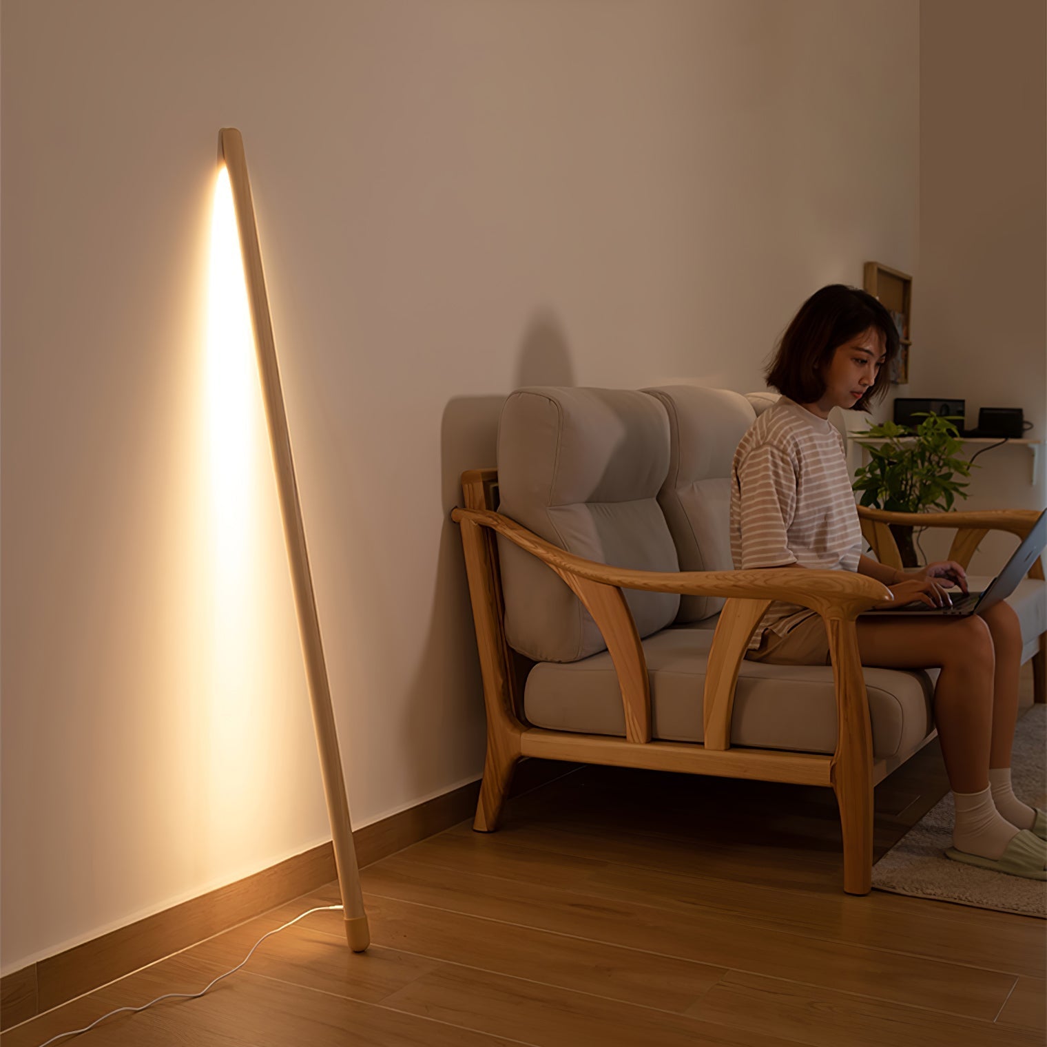 Scandinavische Vloerlamp Hout & Acryl met Geïntegreerde LED Staaflamp 135cm | Sansoti