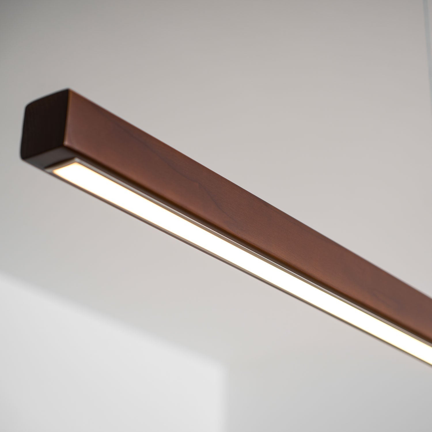 LED Hängelampe Holz Linear Warmes Licht Esstisch Kochinsel Minimalistisch Japandi Design Verstellbares Kabel Balkenlampe | Restfield