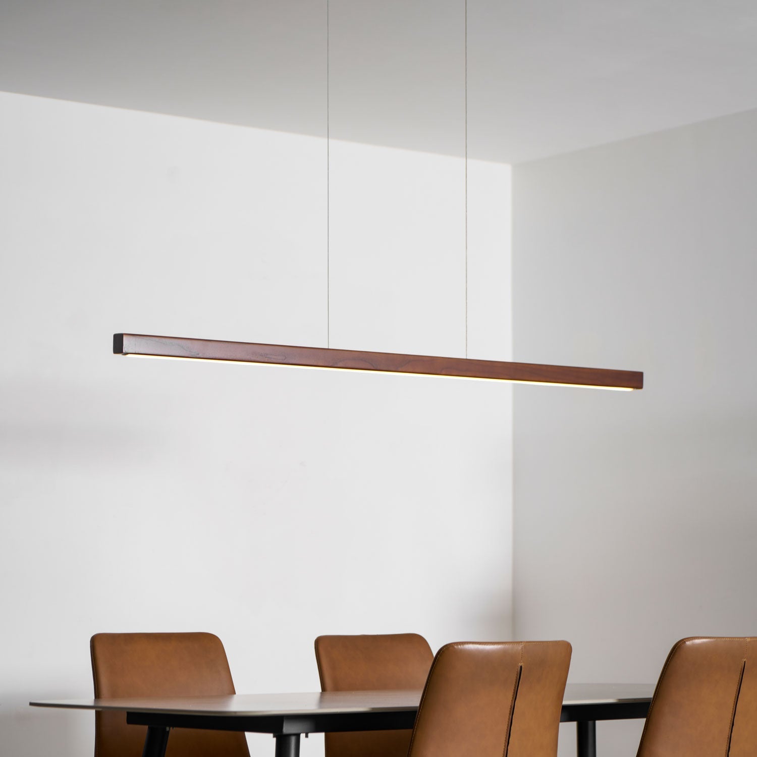 LED Hängelampe Holz Linear Warmes Licht Esstisch Kochinsel Minimalistisch Japandi Design Verstellbares Kabel Balkenlampe | Restfield