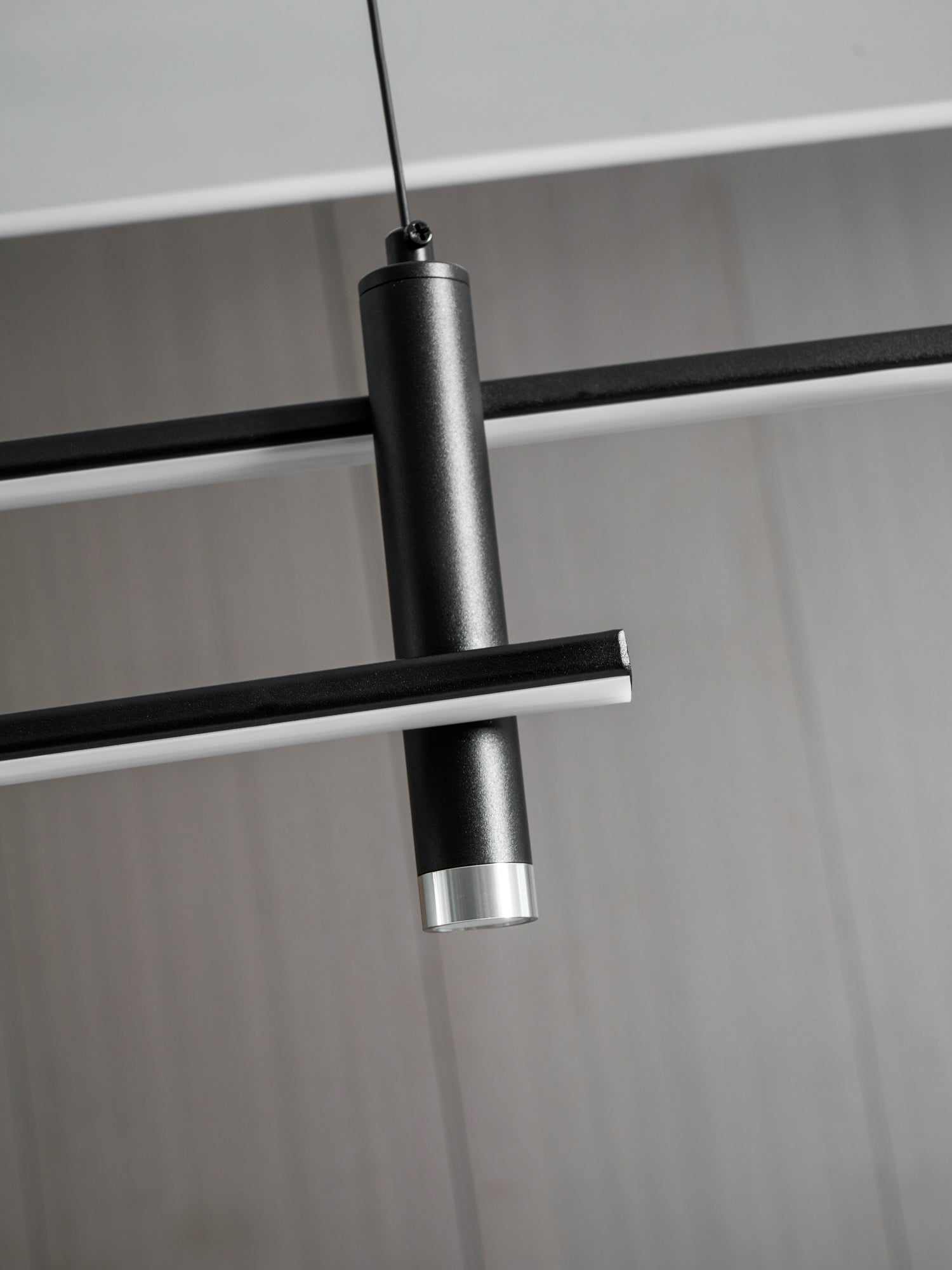 Lineaire hanglamp Links Island • 90/120/150cm • LED geïntegreerd • warm wit/neutraal/koel wit • dimbaar optie • zwart/goud • keuken-eiland boven tafel | Sansoti