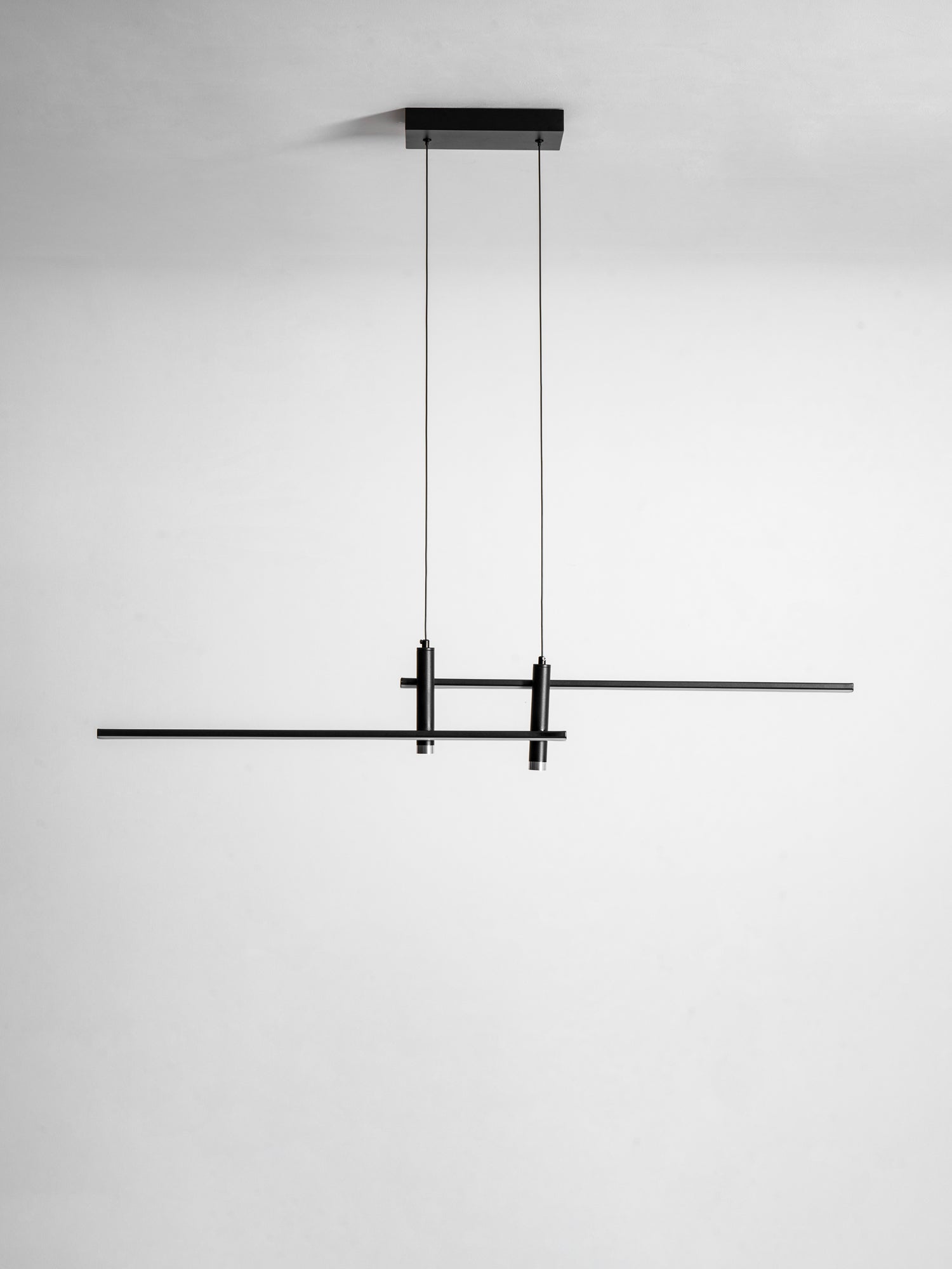 Lineaire hanglamp Links Island • 90/120/150cm • LED geïntegreerd • warm wit/neutraal/koel wit • dimbaar optie • zwart/goud • keuken-eiland boven tafel | Sansoti