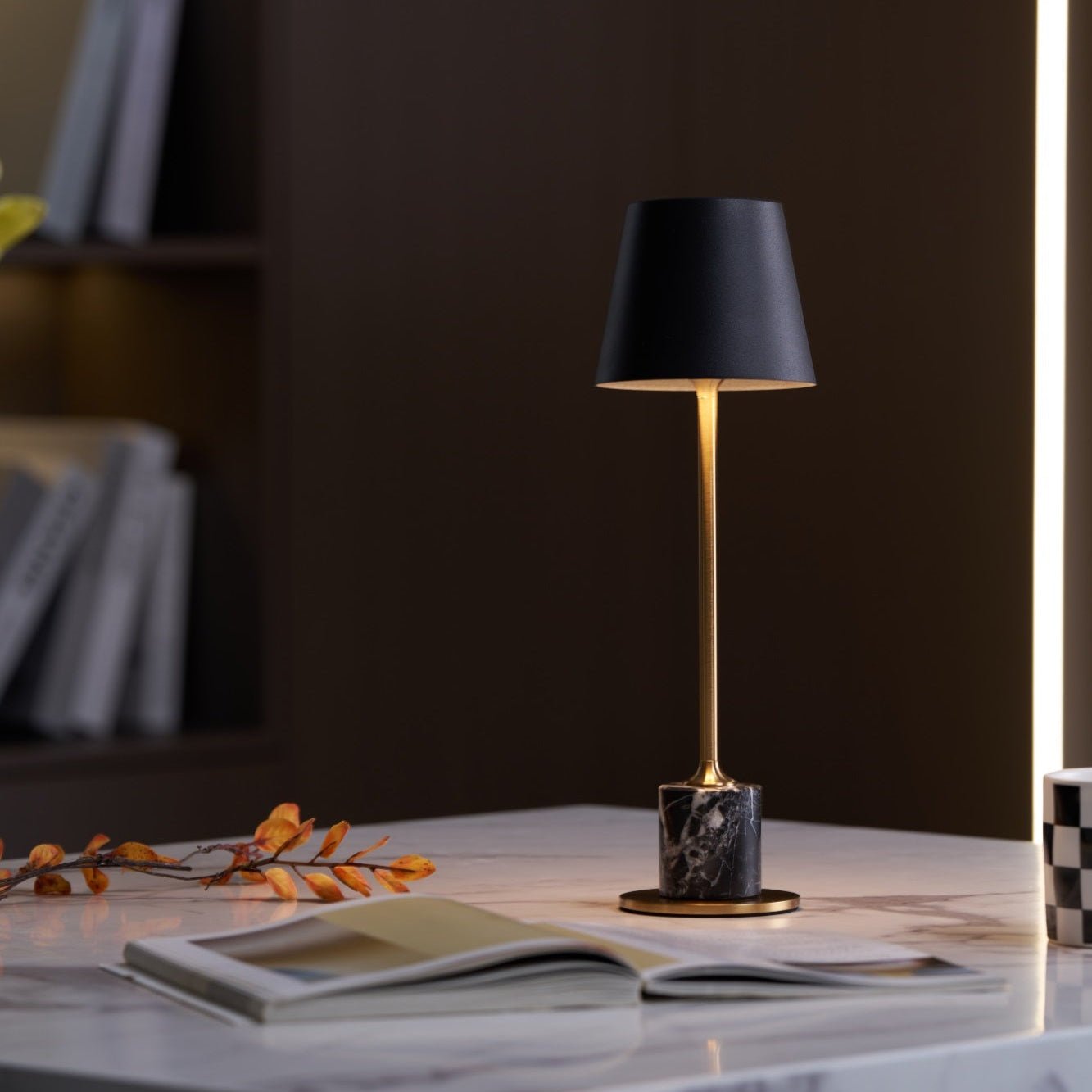 Draagbare Mini Tafellamp op Batterij met Marmeren Voet Ø10cm | Sansoti