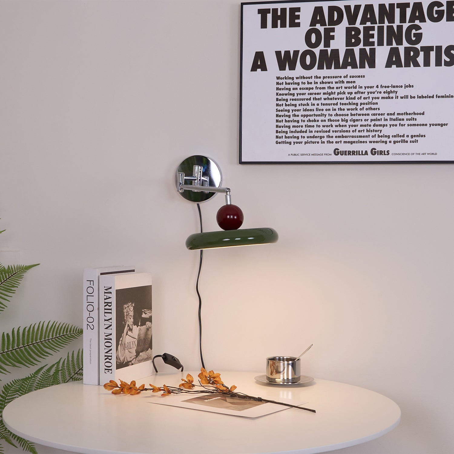 Ronde Plug-in Wandlamp – Scandinavisch Design met Geïntegreerde LED en 3 Kleurtemperaturen | Sansoti