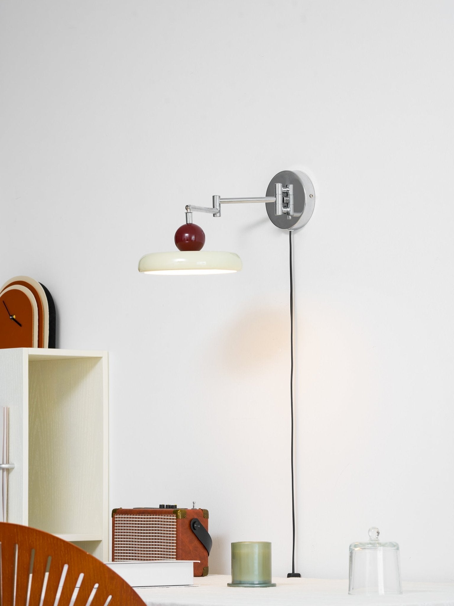 Ronde Plug-in Wandlamp – Scandinavisch Design met Geïntegreerde LED en 3 Kleurtemperaturen | Sansoti