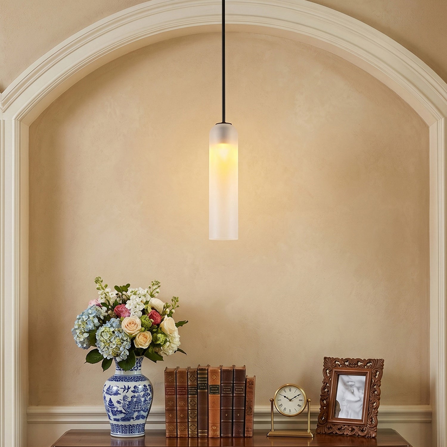 Glazen Hanglamp met Lange Buis – Mondgeblazen Glas Zwart of Goud Finish 10cm Diameter | Sansoti