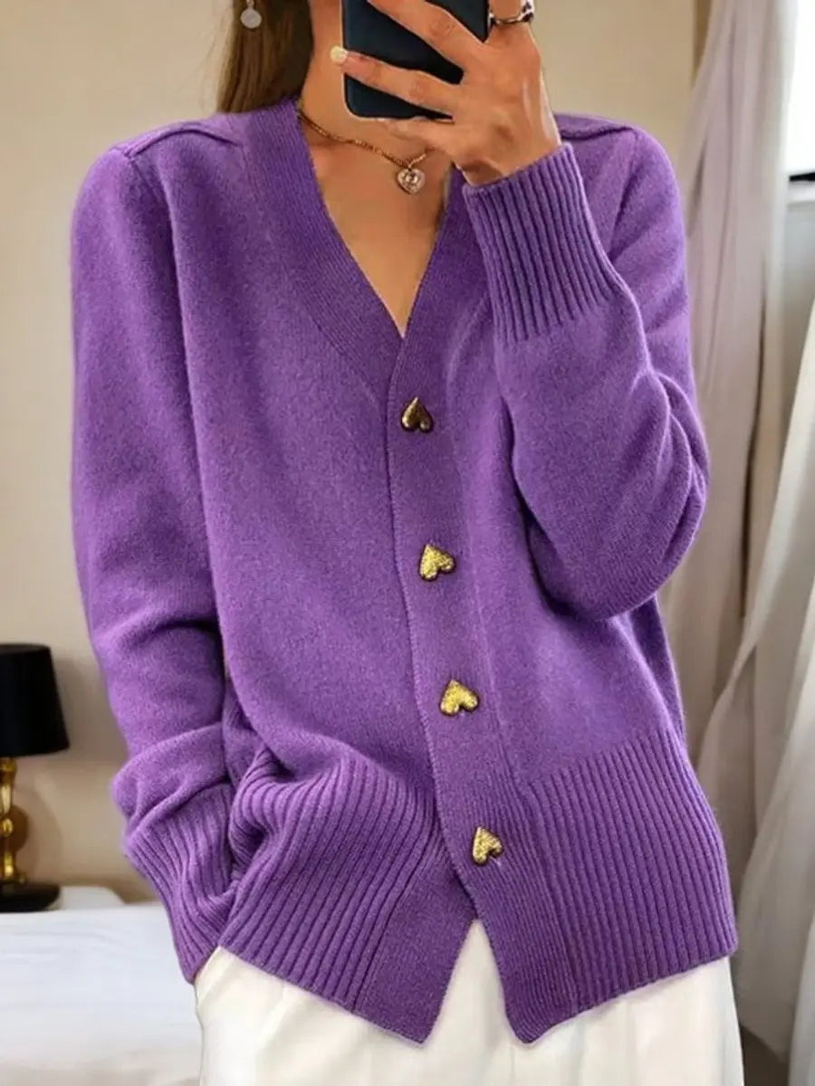 Gilet femme en maille à col en V et boutons décoratifs en forme de cœur | Gilet extra-long à manches longues et coupe ajustée | Sansoti