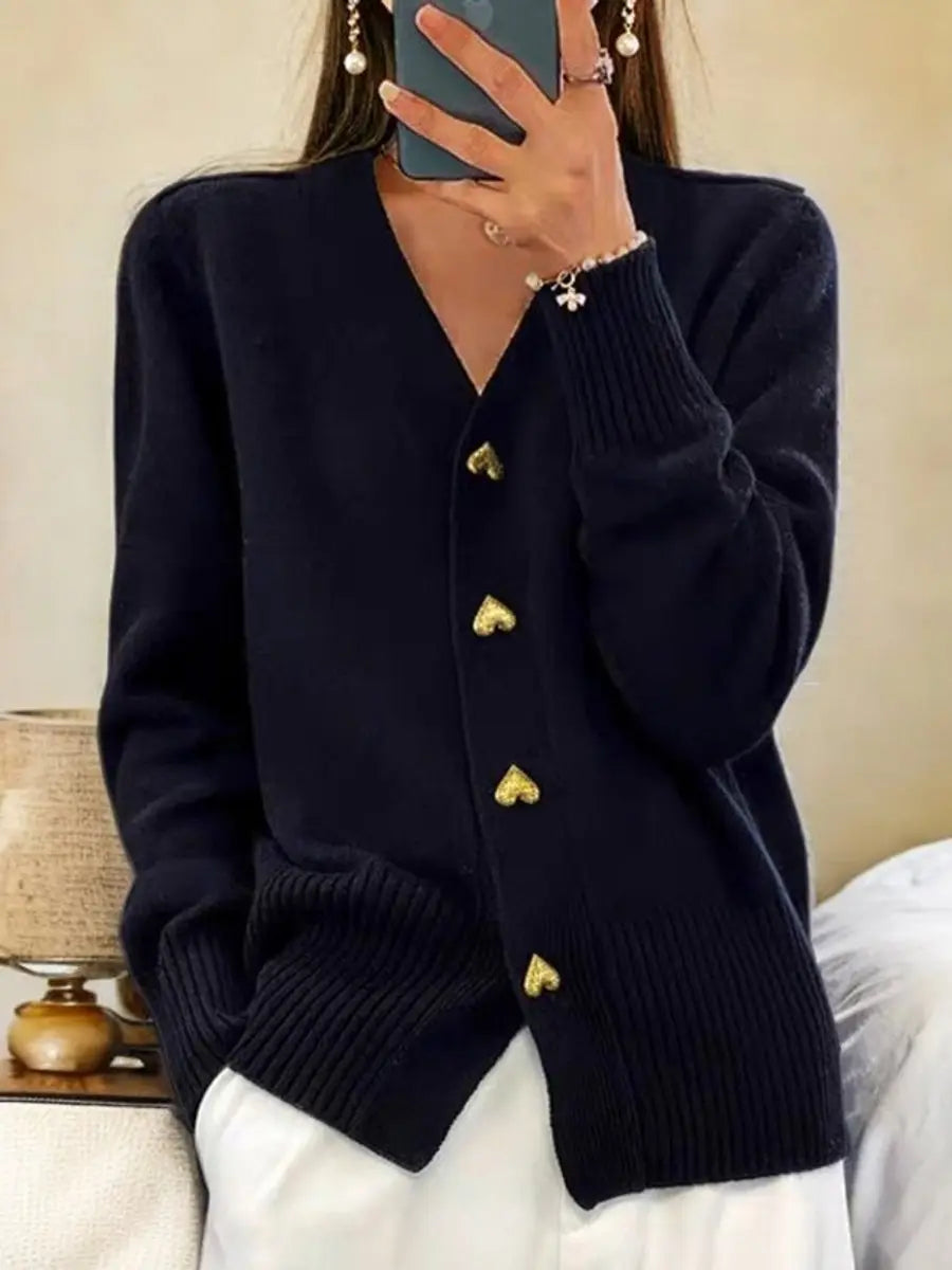 Gilet femme en maille à col en V et boutons décoratifs en forme de cœur | Gilet extra-long à manches longues et coupe ajustée | Sansoti