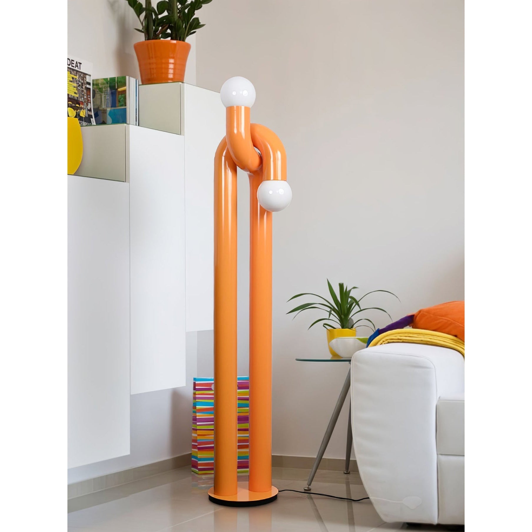 Moderne Staande Boogvorm Lamp met Twee Glazen Bollen – Decoratieve Dubbele Verlichting voor Woonkamer | Sansoti
