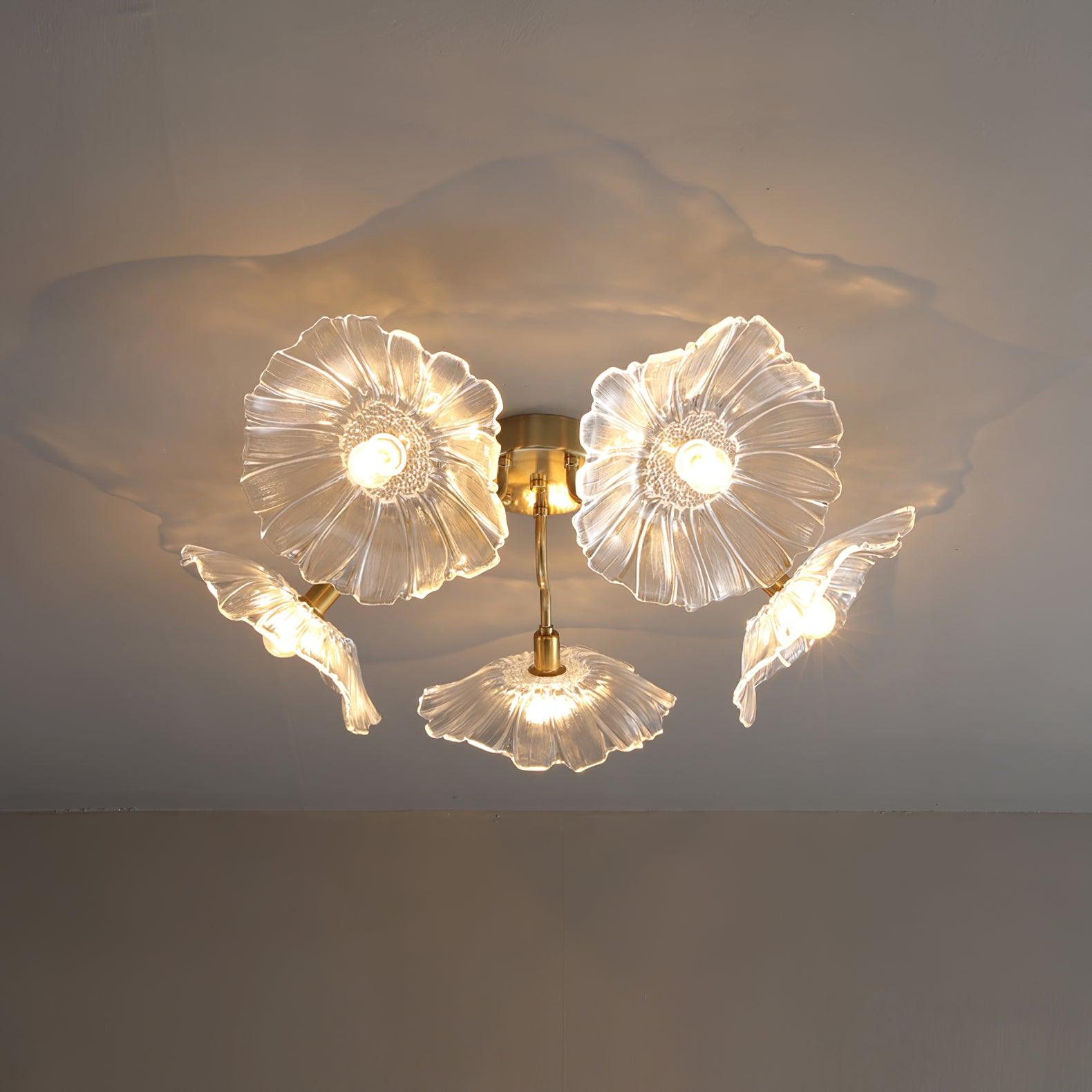 Glazen Plafondlamp met Bladmotief – 3, 5 of 6 Lichtpunten – Gouden Armatuur met Helder of Roze Matglas | Sansoti
