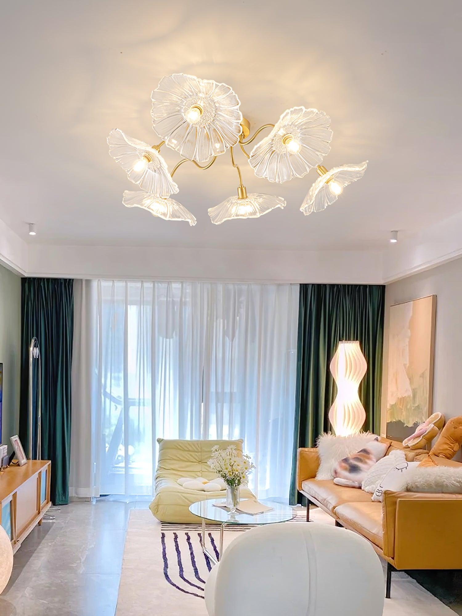 Glazen Plafondlamp met Bladmotief – 3, 5 of 6 Lichtpunten – Gouden Armatuur met Helder of Roze Matglas | Sansoti