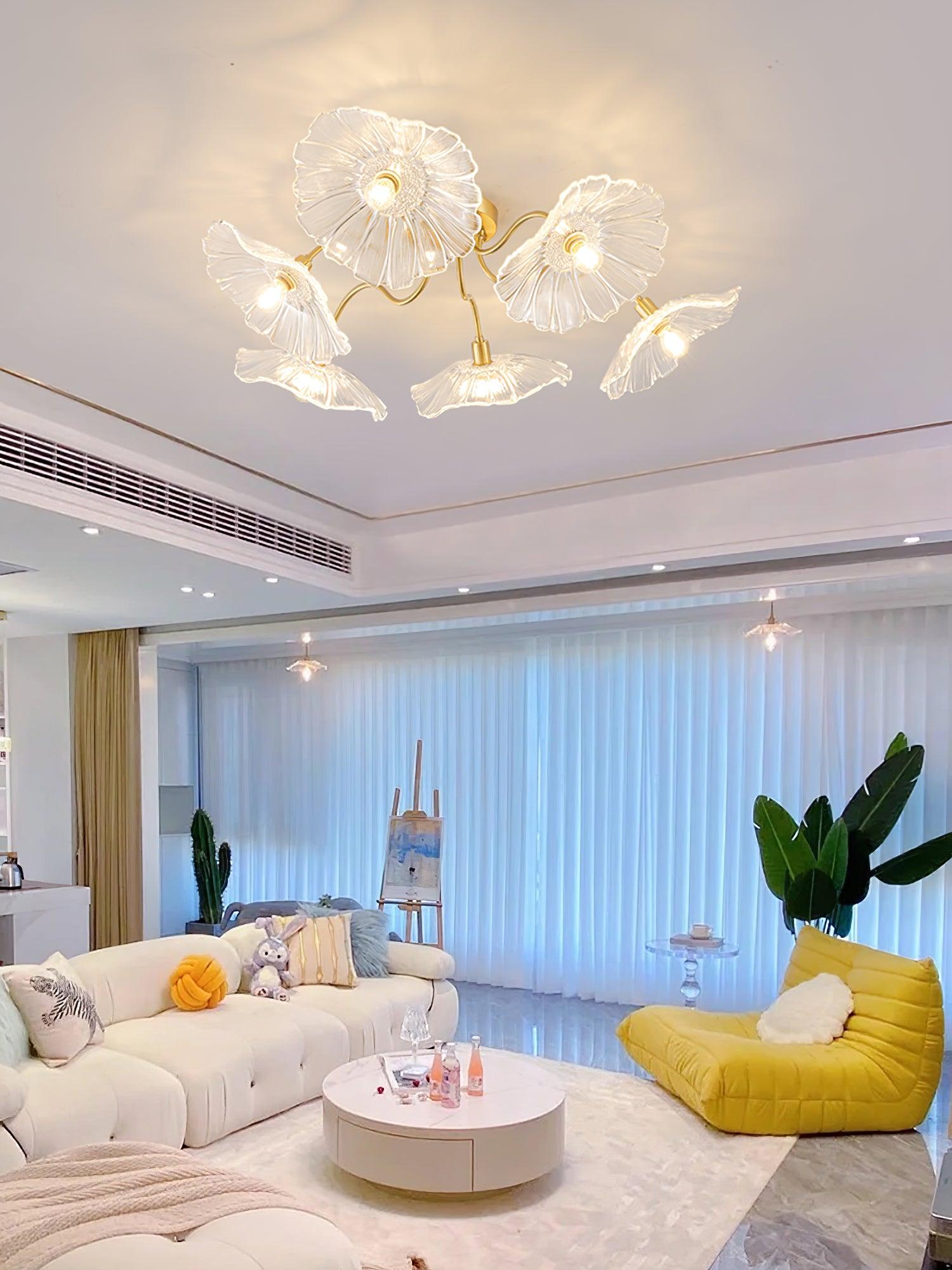 Glazen Plafondlamp met Bladmotief – 3, 5 of 6 Lichtpunten – Gouden Armatuur met Helder of Roze Matglas | Sansoti