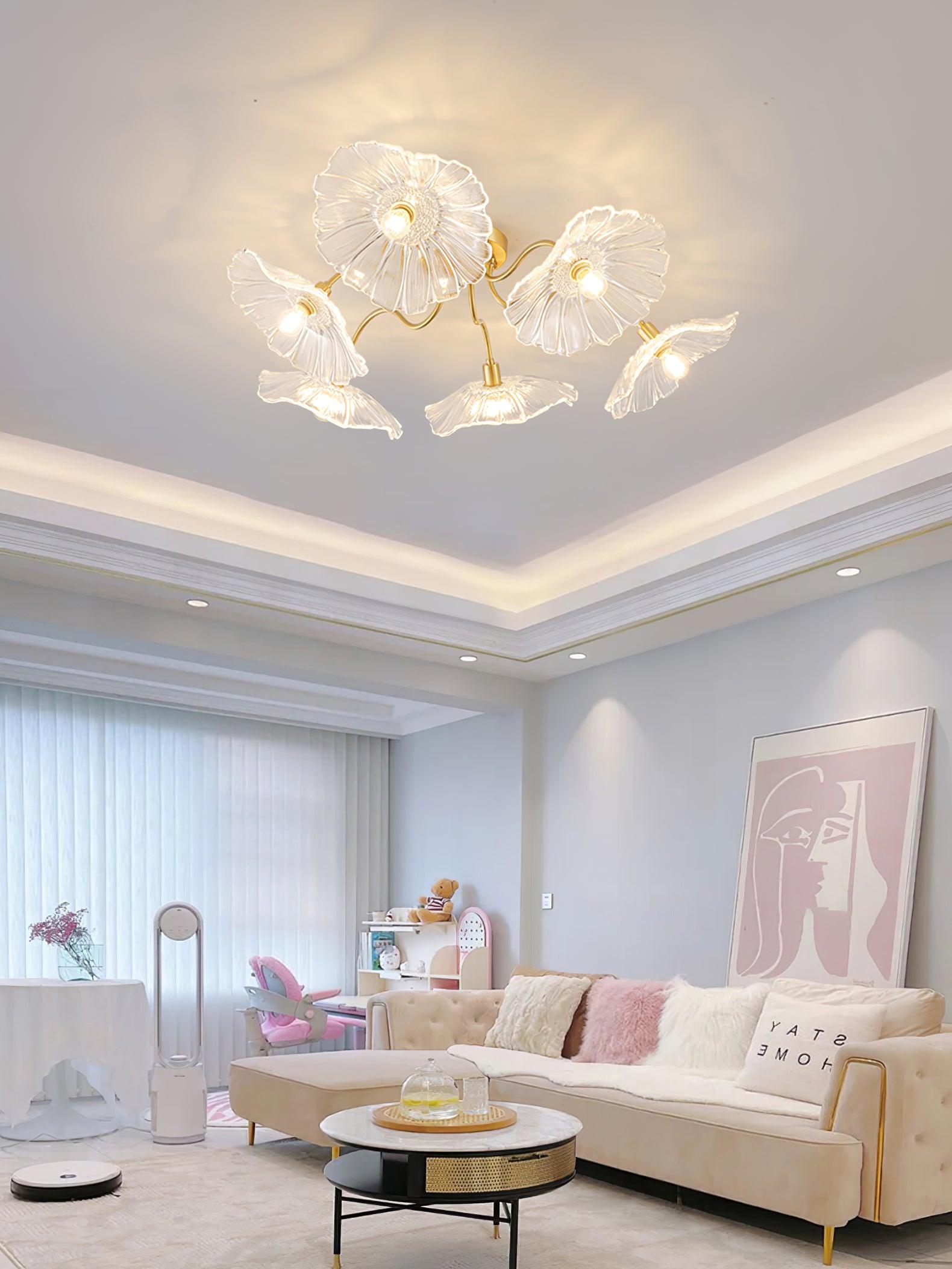 Glazen Plafondlamp met Bladmotief – 3, 5 of 6 Lichtpunten – Gouden Armatuur met Helder of Roze Matglas | Sansoti